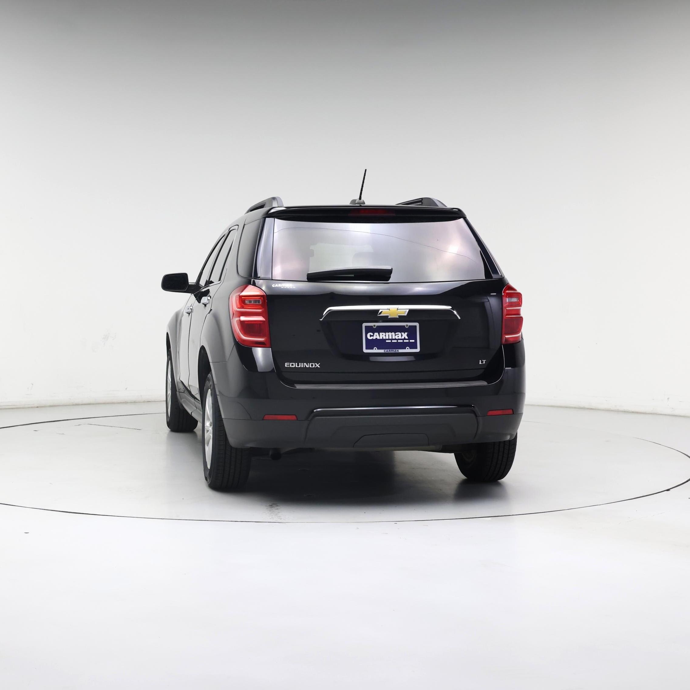 Thumbnail: 2017 Chevrolet Equinox - 6