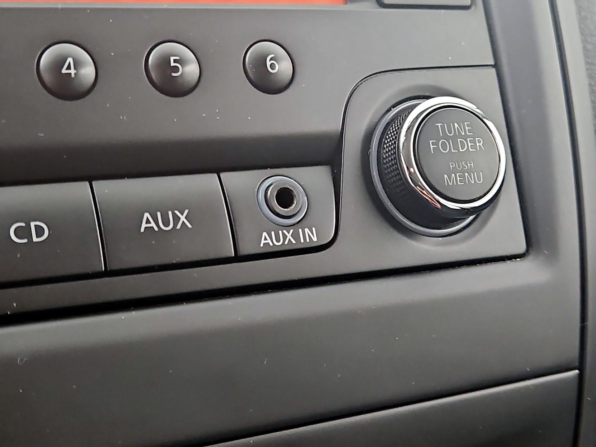 Thumbnail: 2017 Nissan Versa - 17