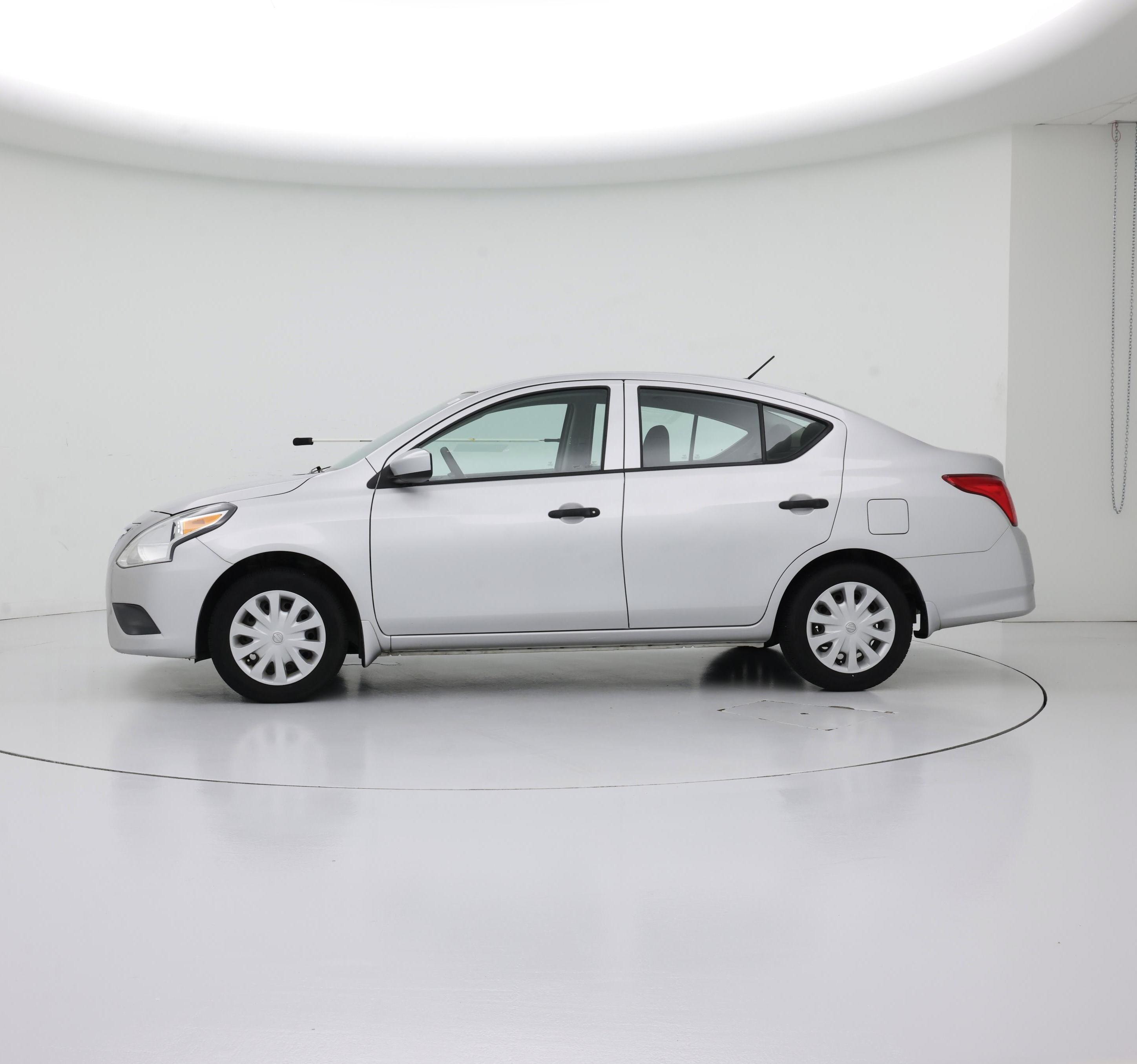 Thumbnail: 2017 Nissan Versa - 3