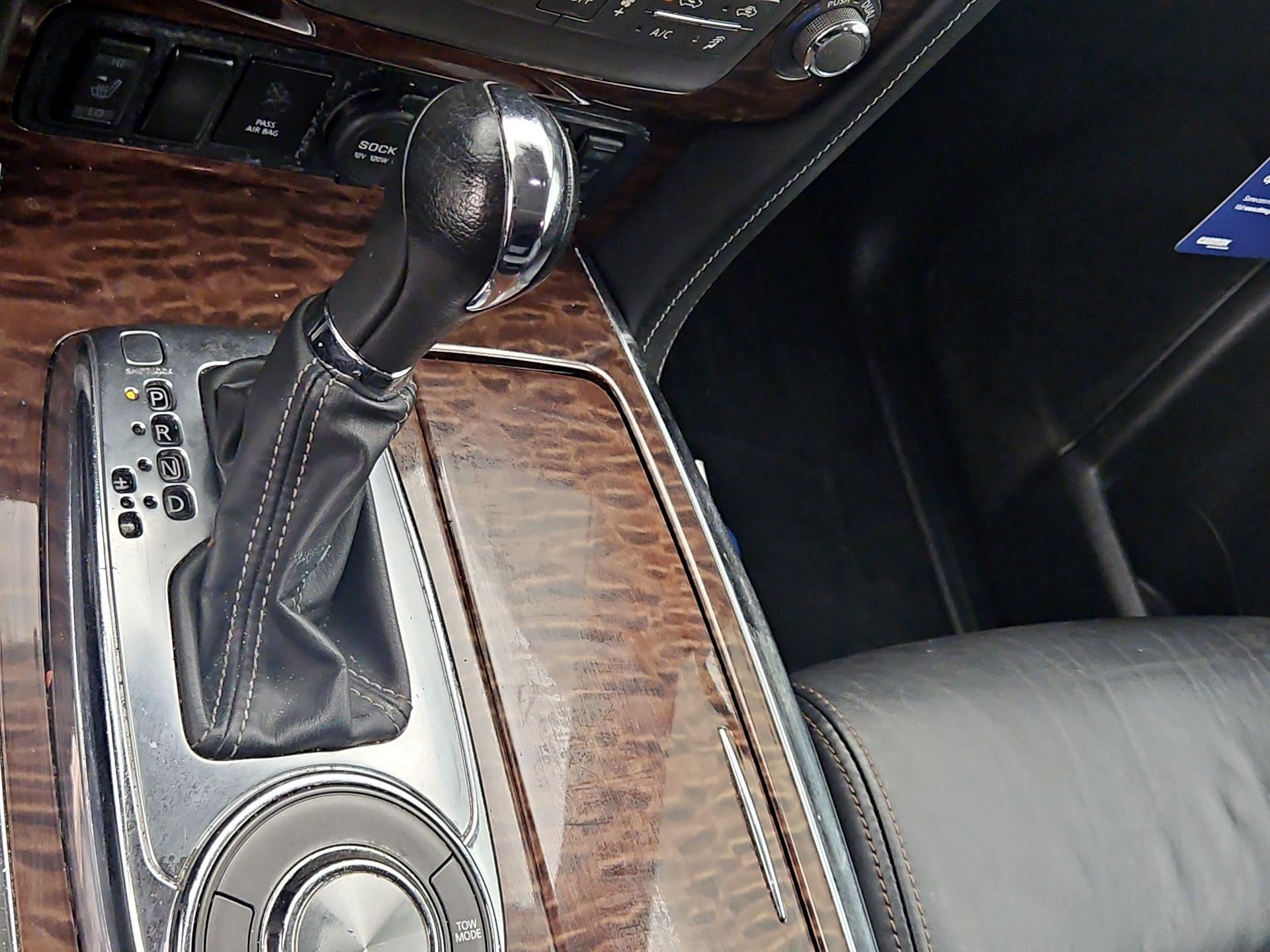 Thumbnail: 2020 Nissan Armada - 18