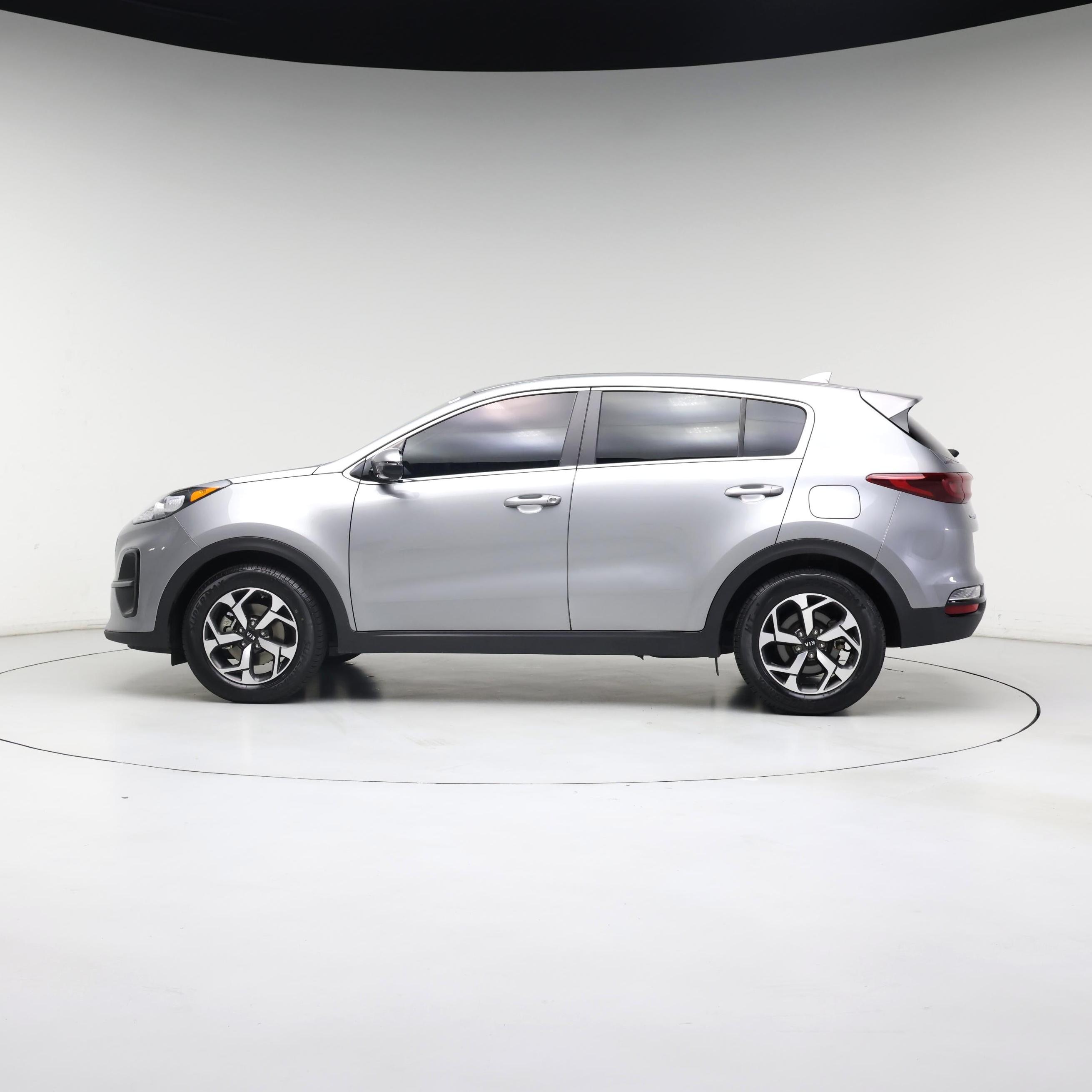 Thumbnail: 2021 Kia Sportage - 3