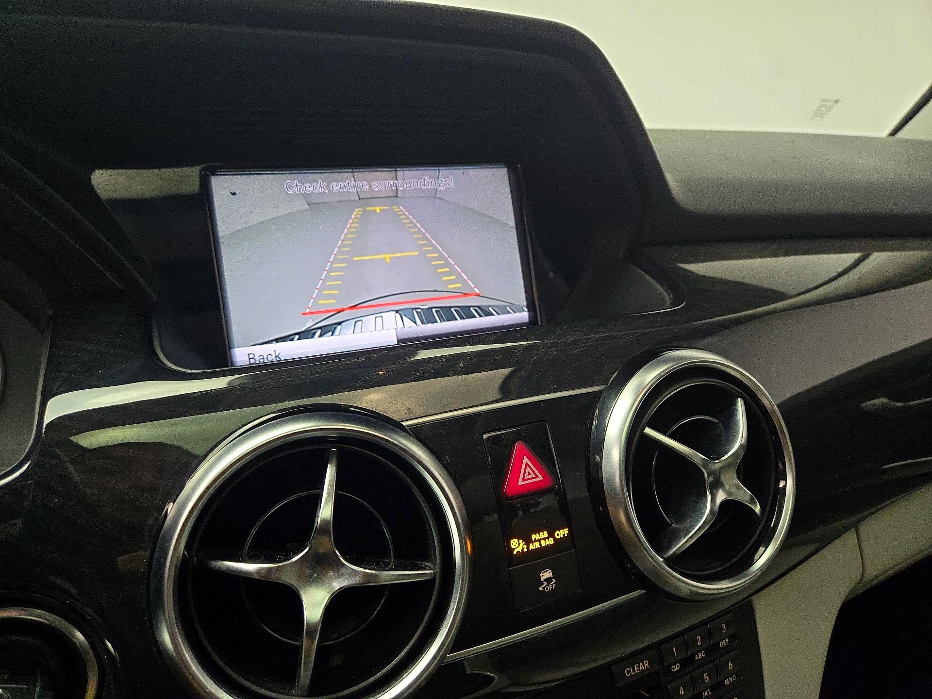 Thumbnail: 2014 Mercedes-Benz GLK - 14