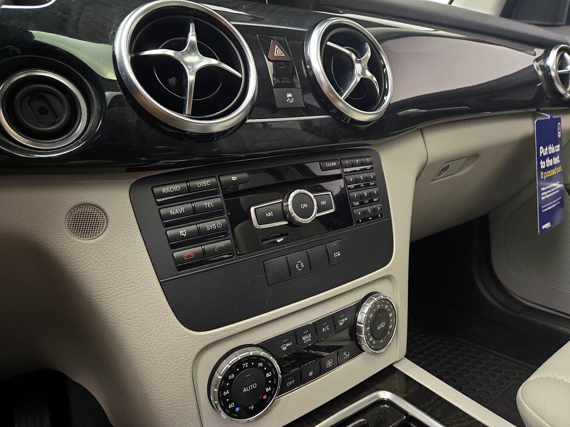 Thumbnail: 2014 Mercedes-Benz GLK - 16