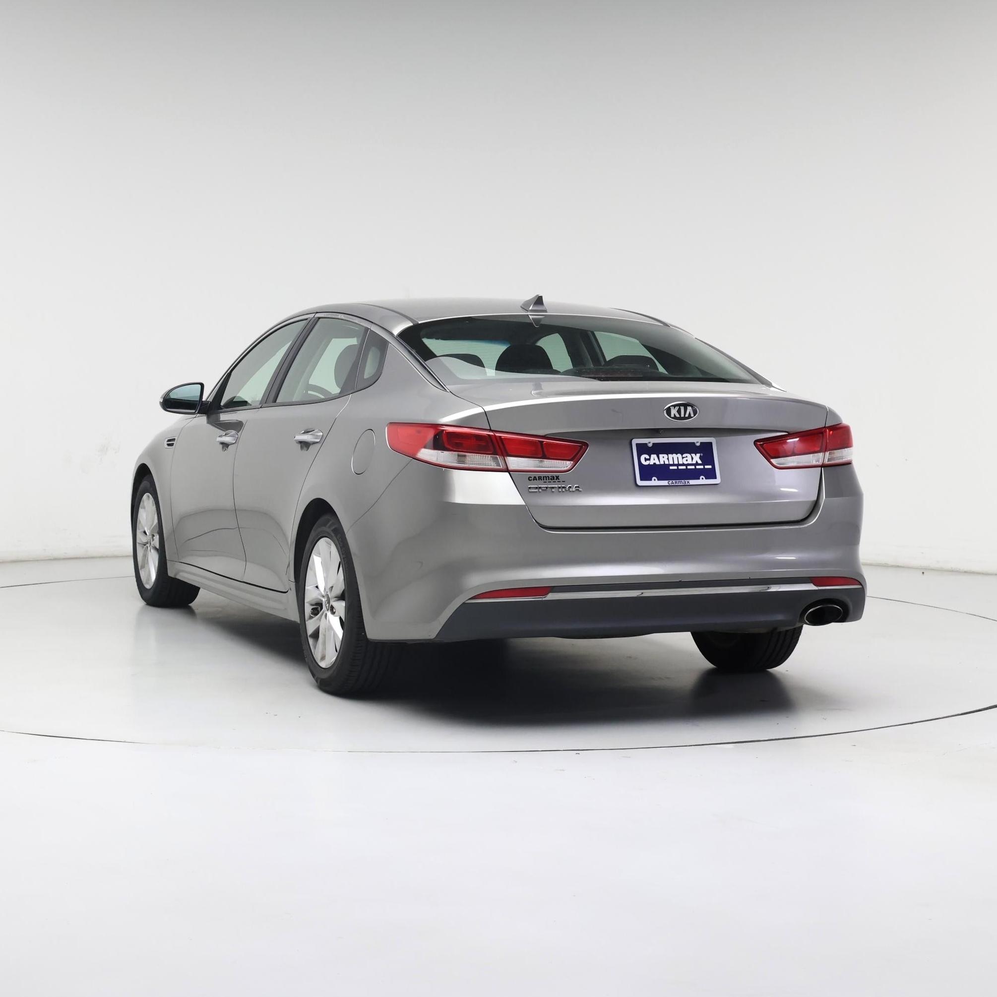 Thumbnail: 2016 Kia Optima - 2