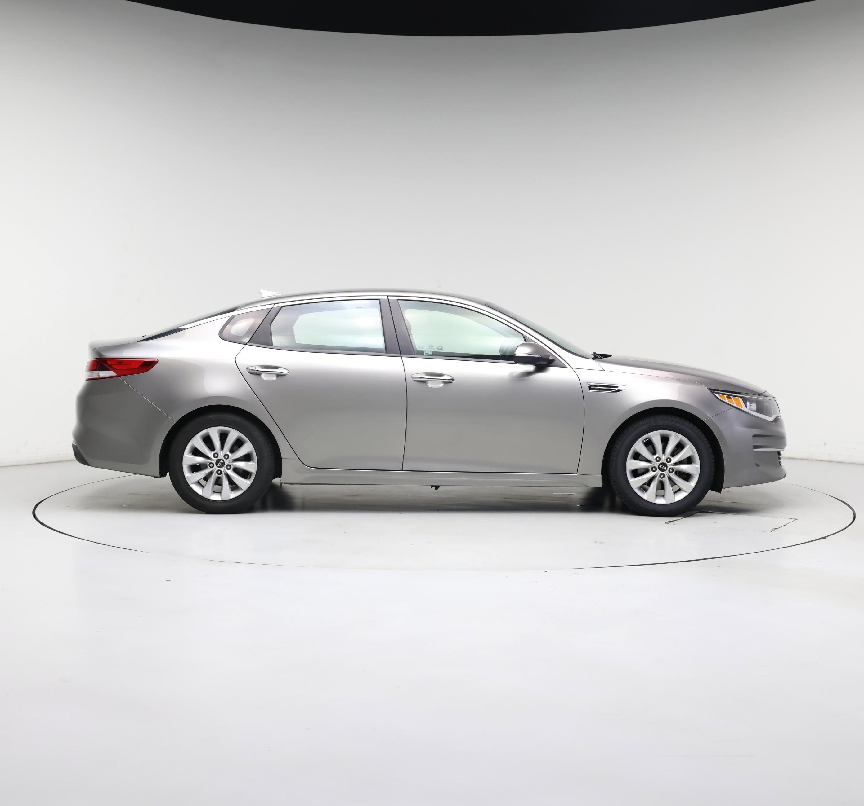 Thumbnail: 2016 Kia Optima - 7