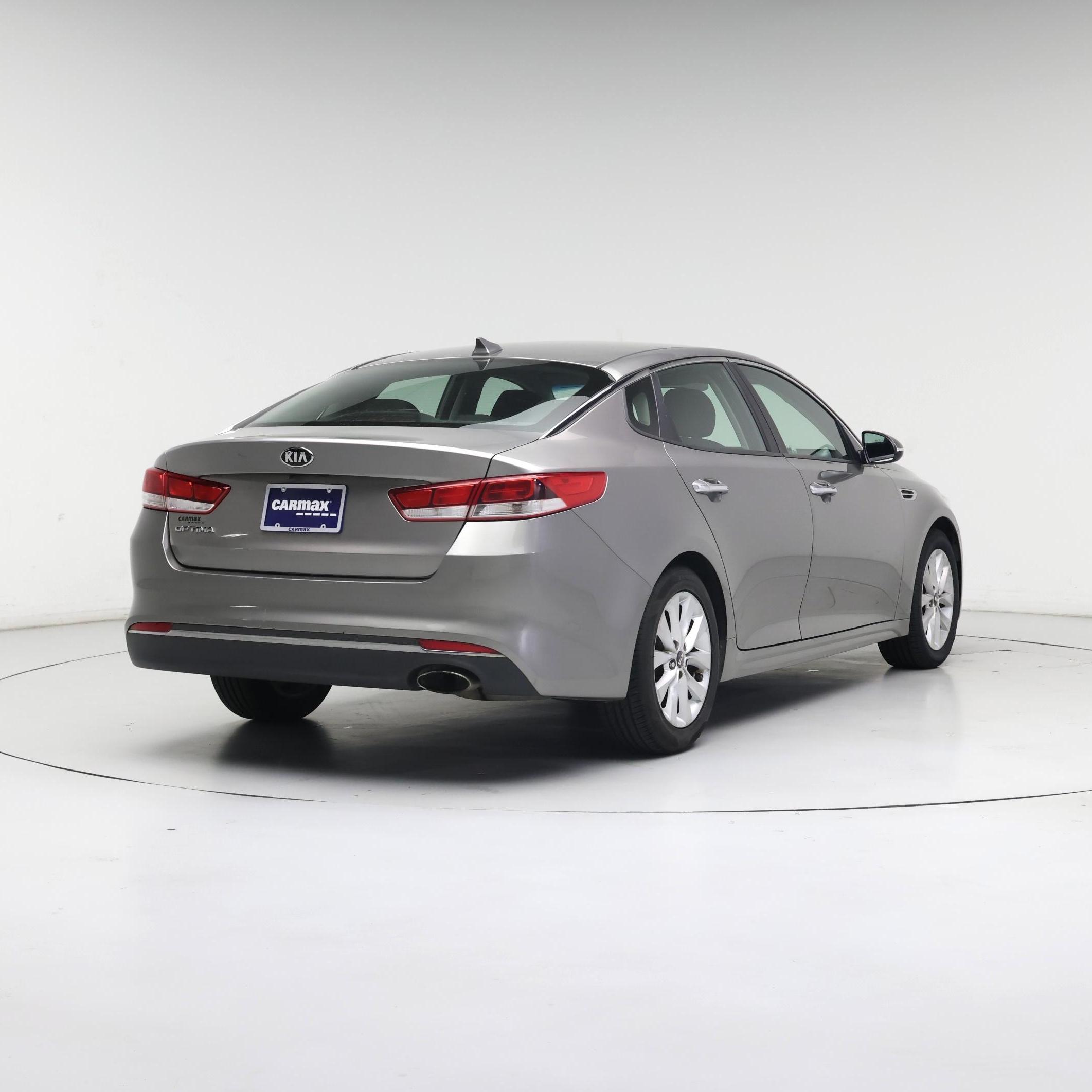 Thumbnail: 2016 Kia Optima - 8
