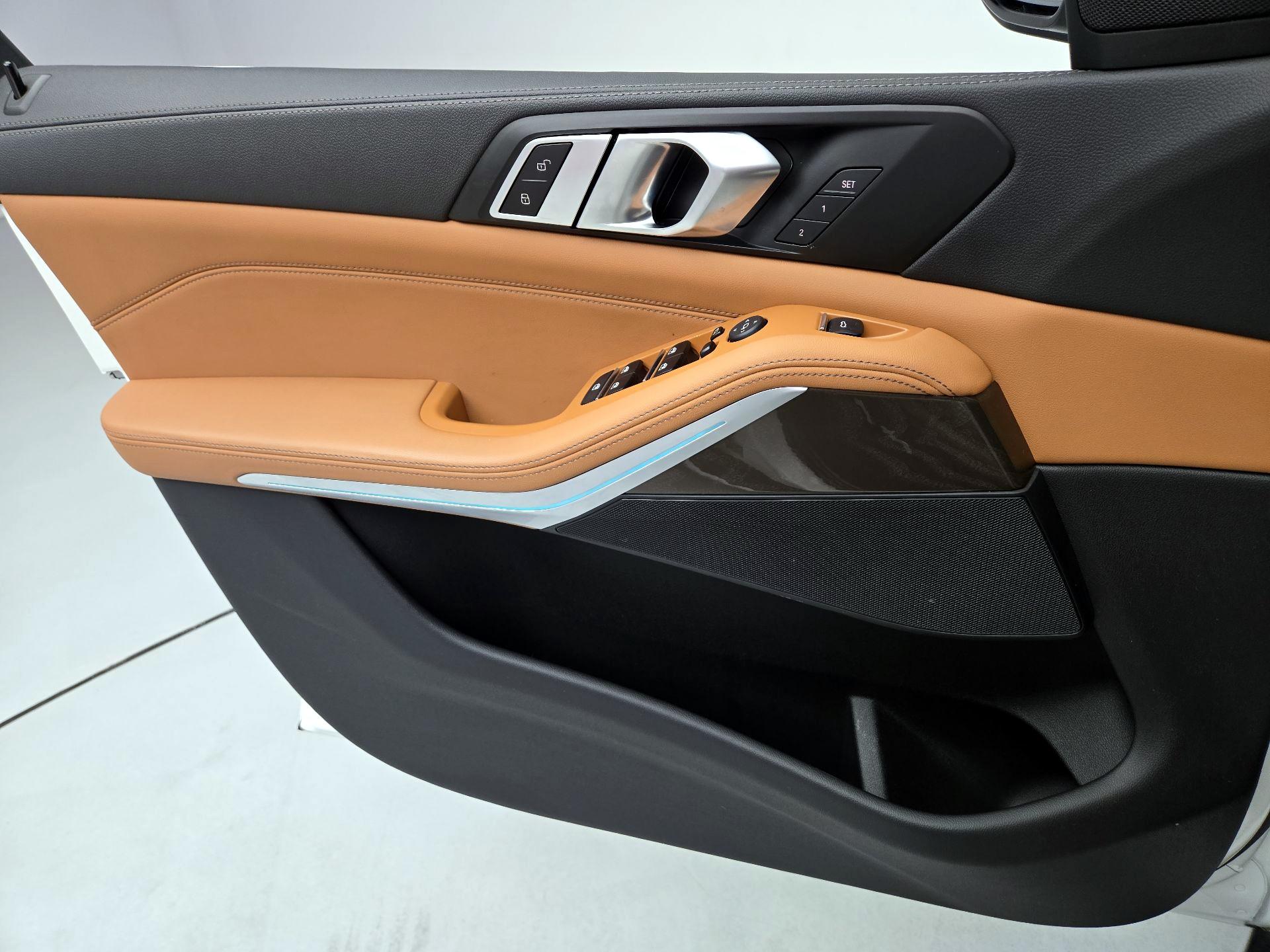 Thumbnail: 2023 BMW X5 - 12