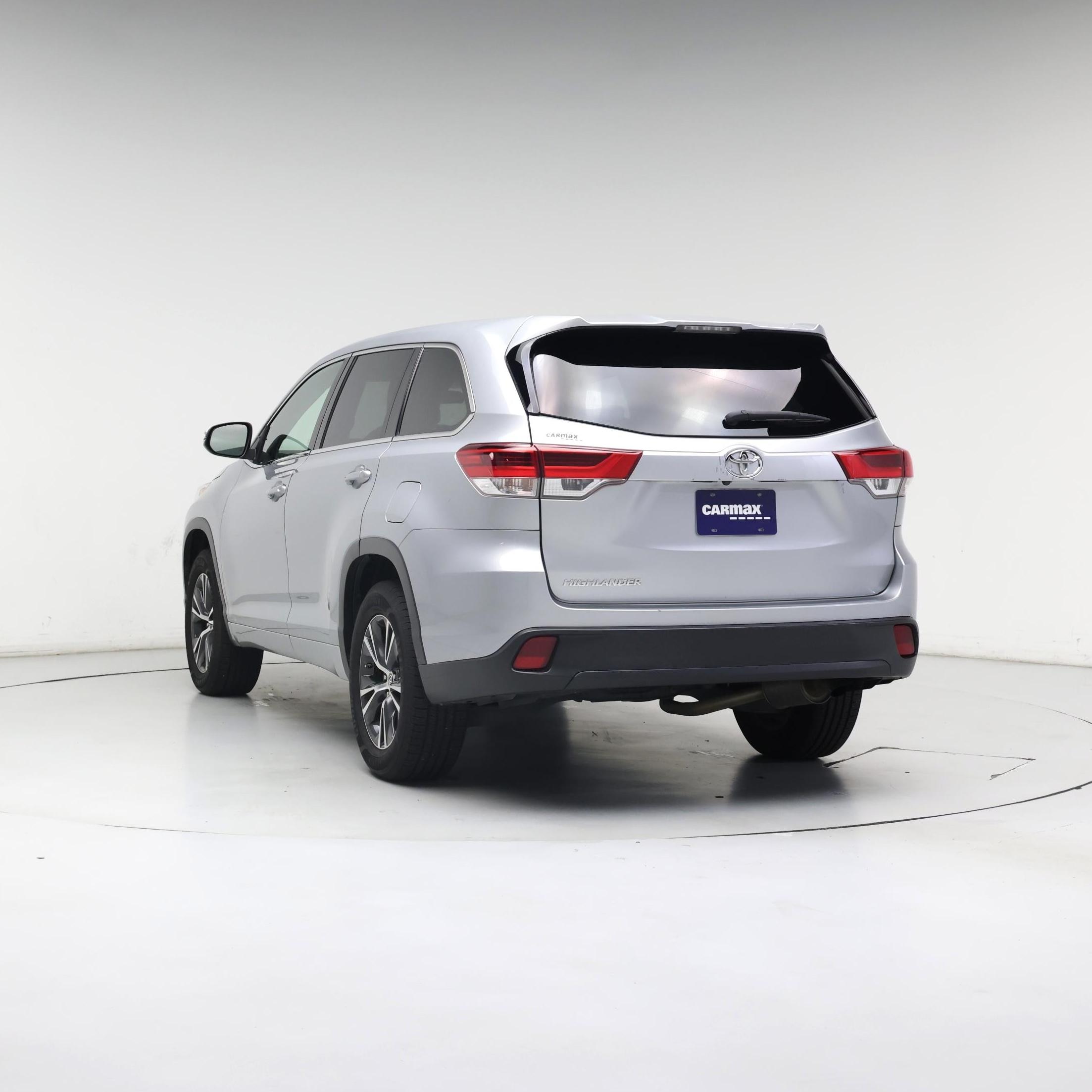 Thumbnail: 2017 Toyota Highlander - 2