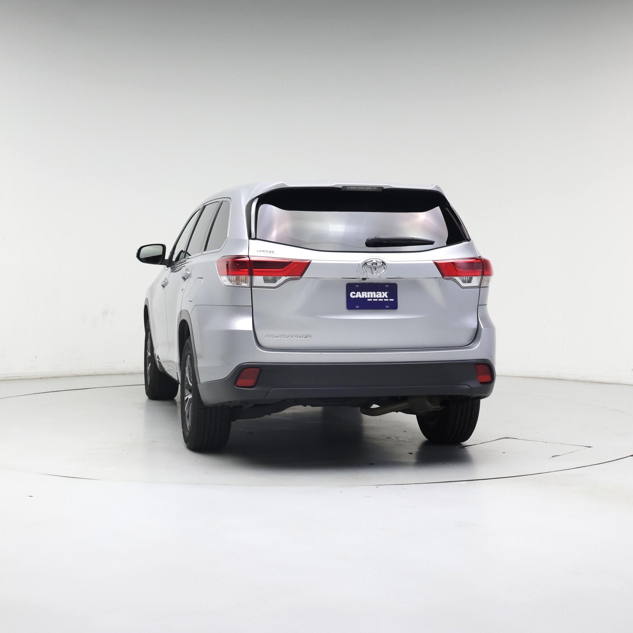 Thumbnail: 2017 Toyota Highlander - 6