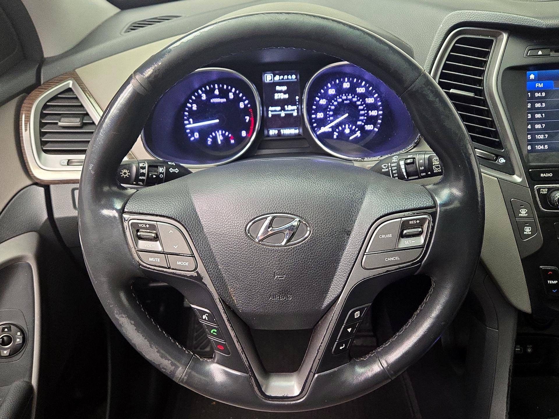 Thumbnail: 2017 Hyundai Santa Fe - 10