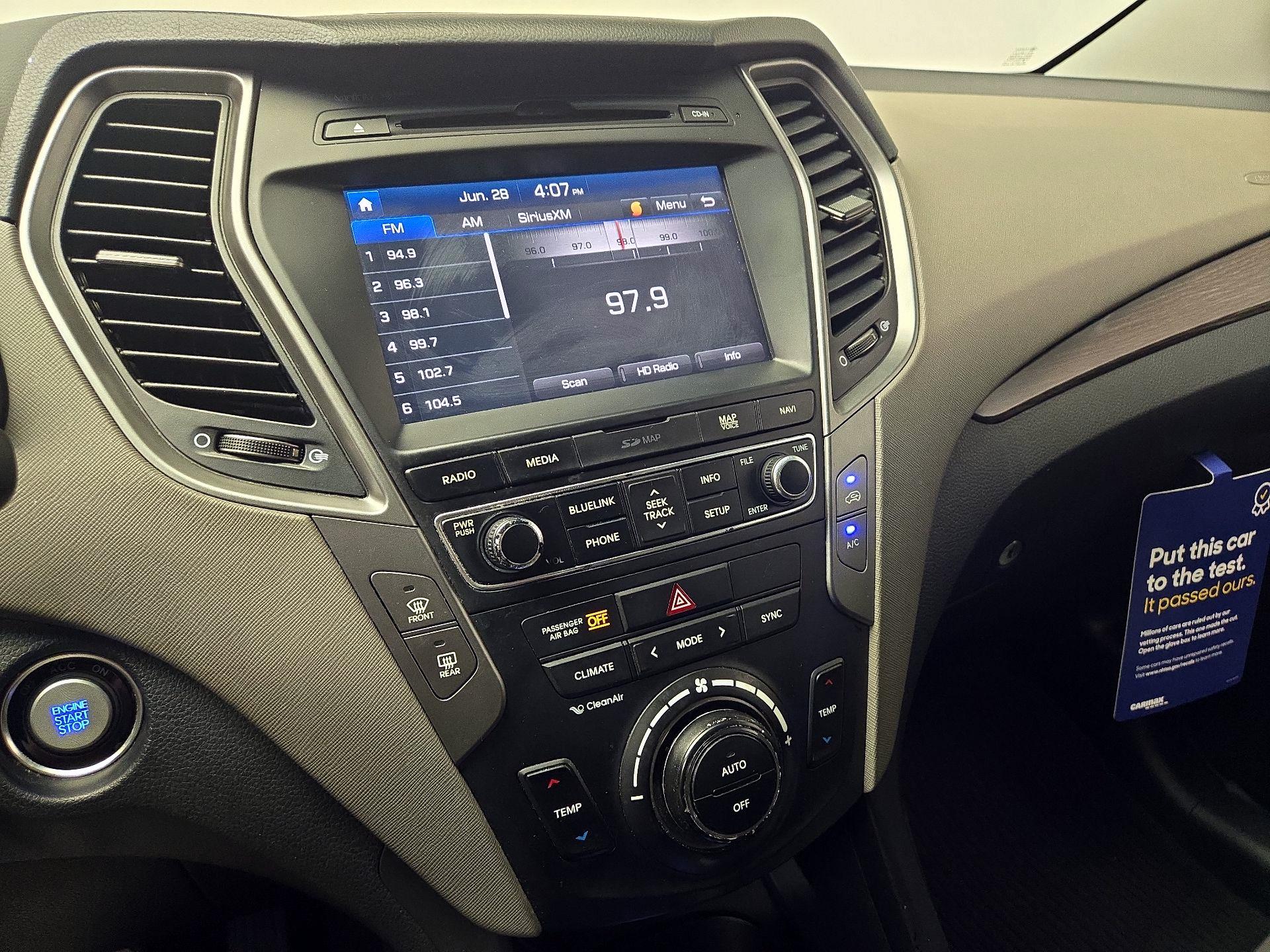 Thumbnail: 2017 Hyundai Santa Fe - 17