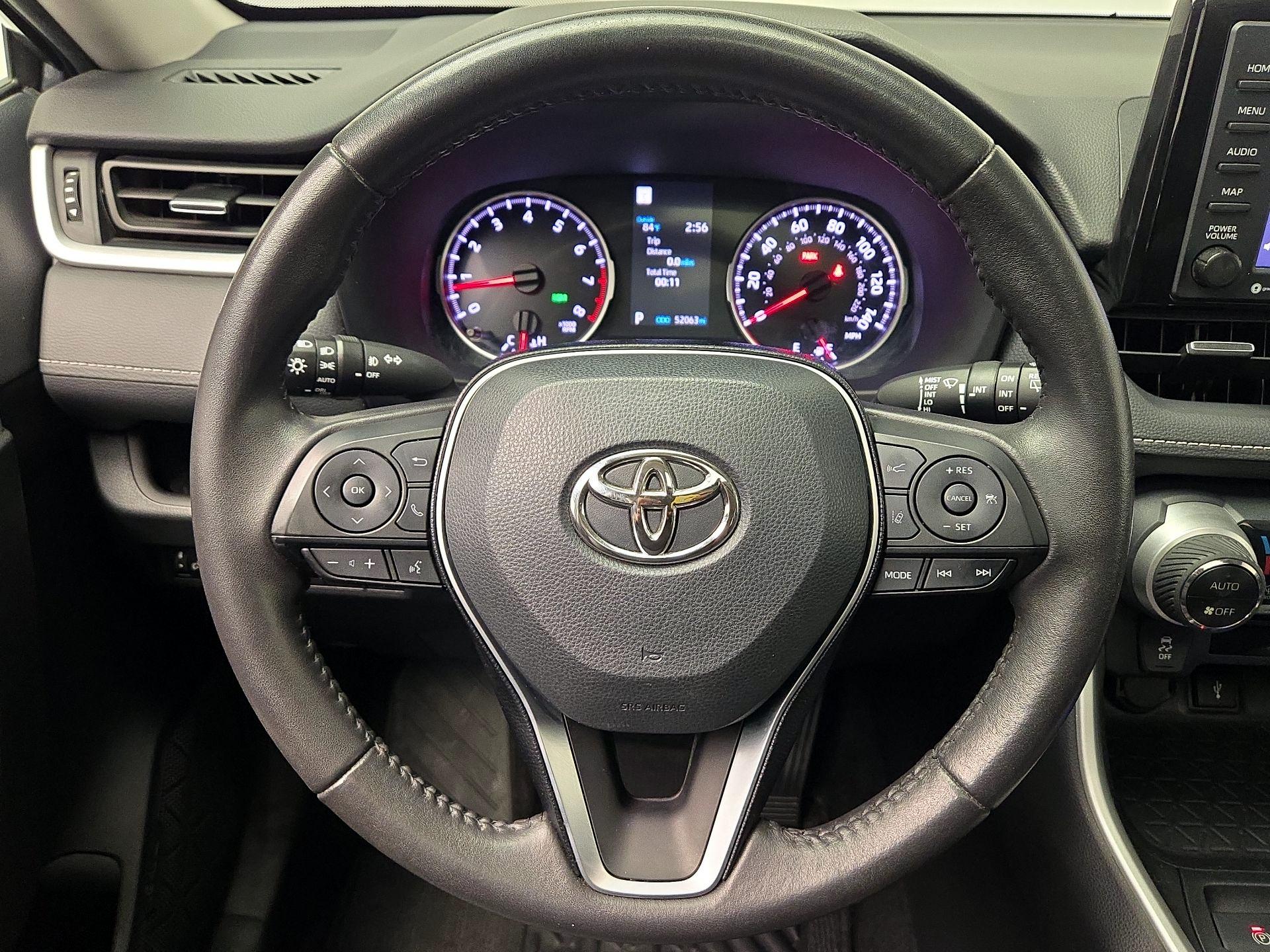 Thumbnail: 2021 Toyota RAV4 - 10