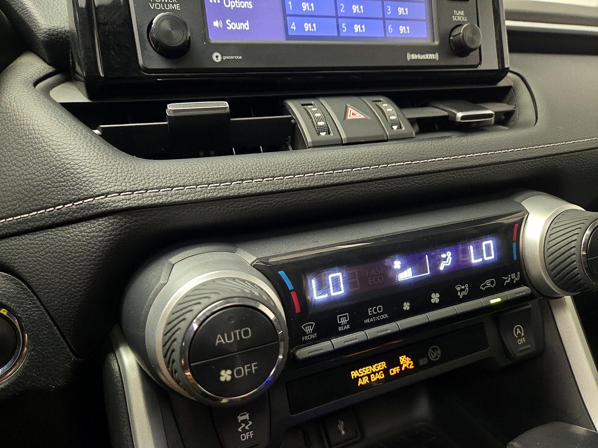 Thumbnail: 2021 Toyota RAV4 - 16