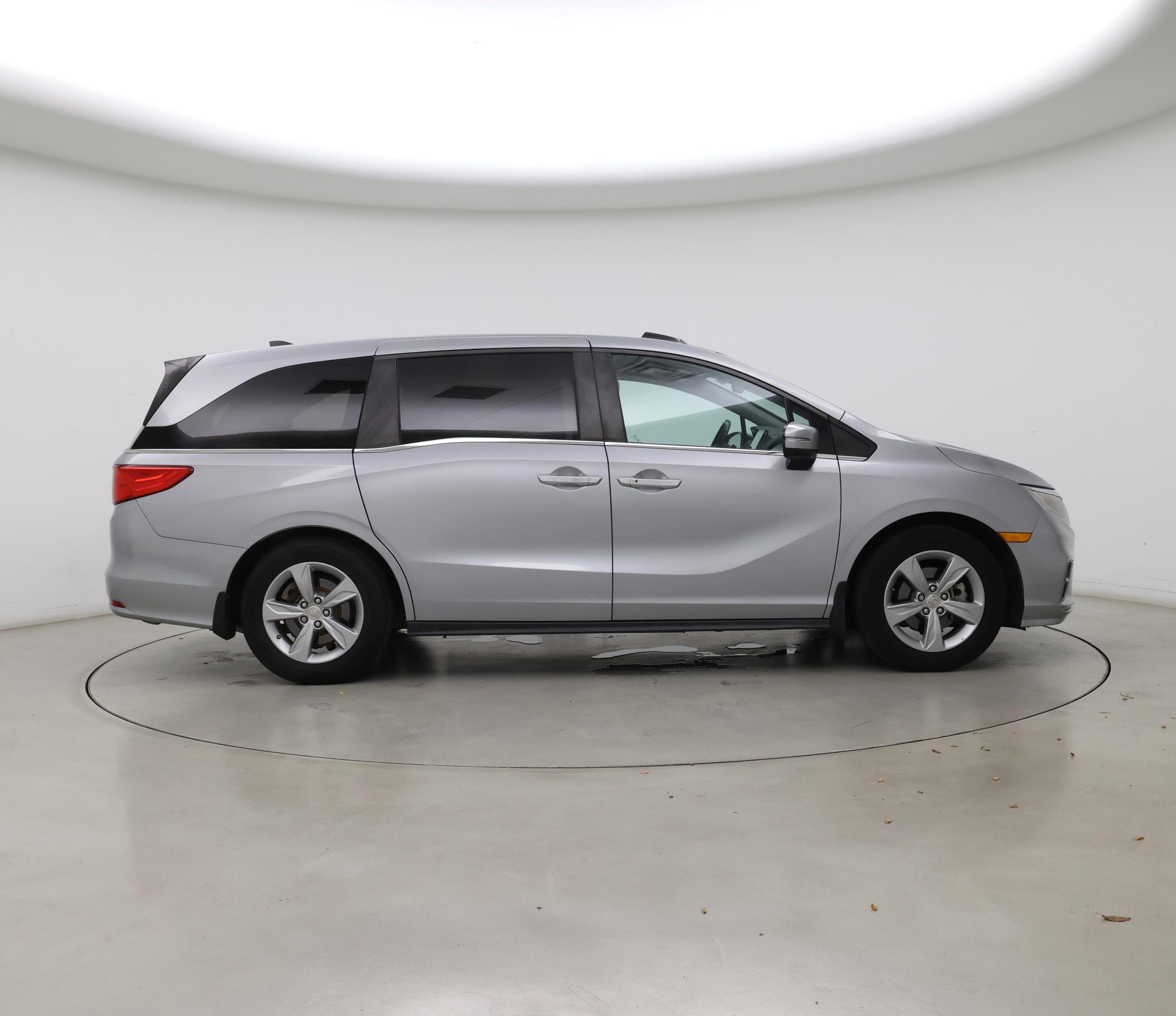 Thumbnail: 2018 Honda Odyssey - 7