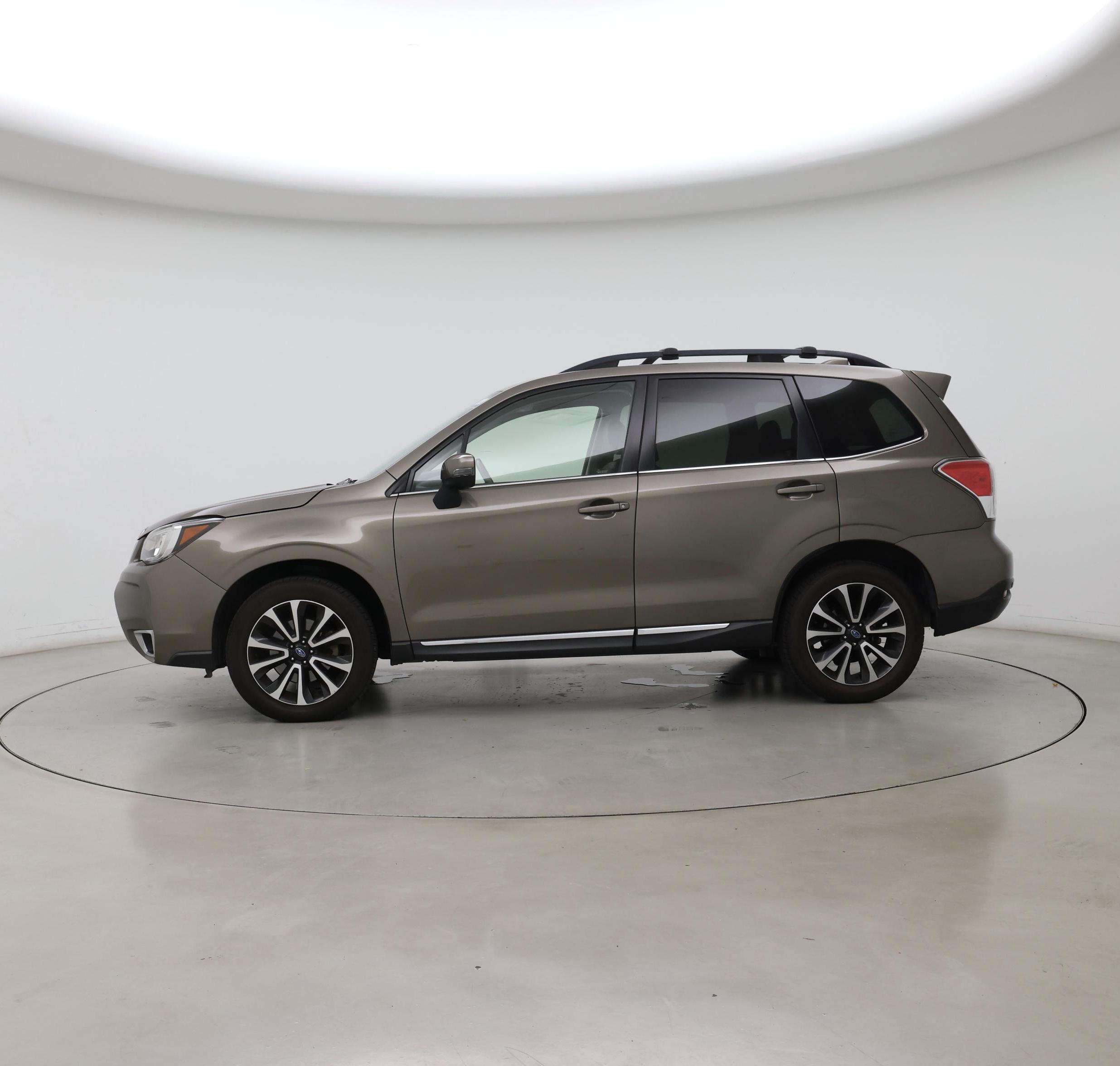 Thumbnail: 2017 Subaru Forester - 3
