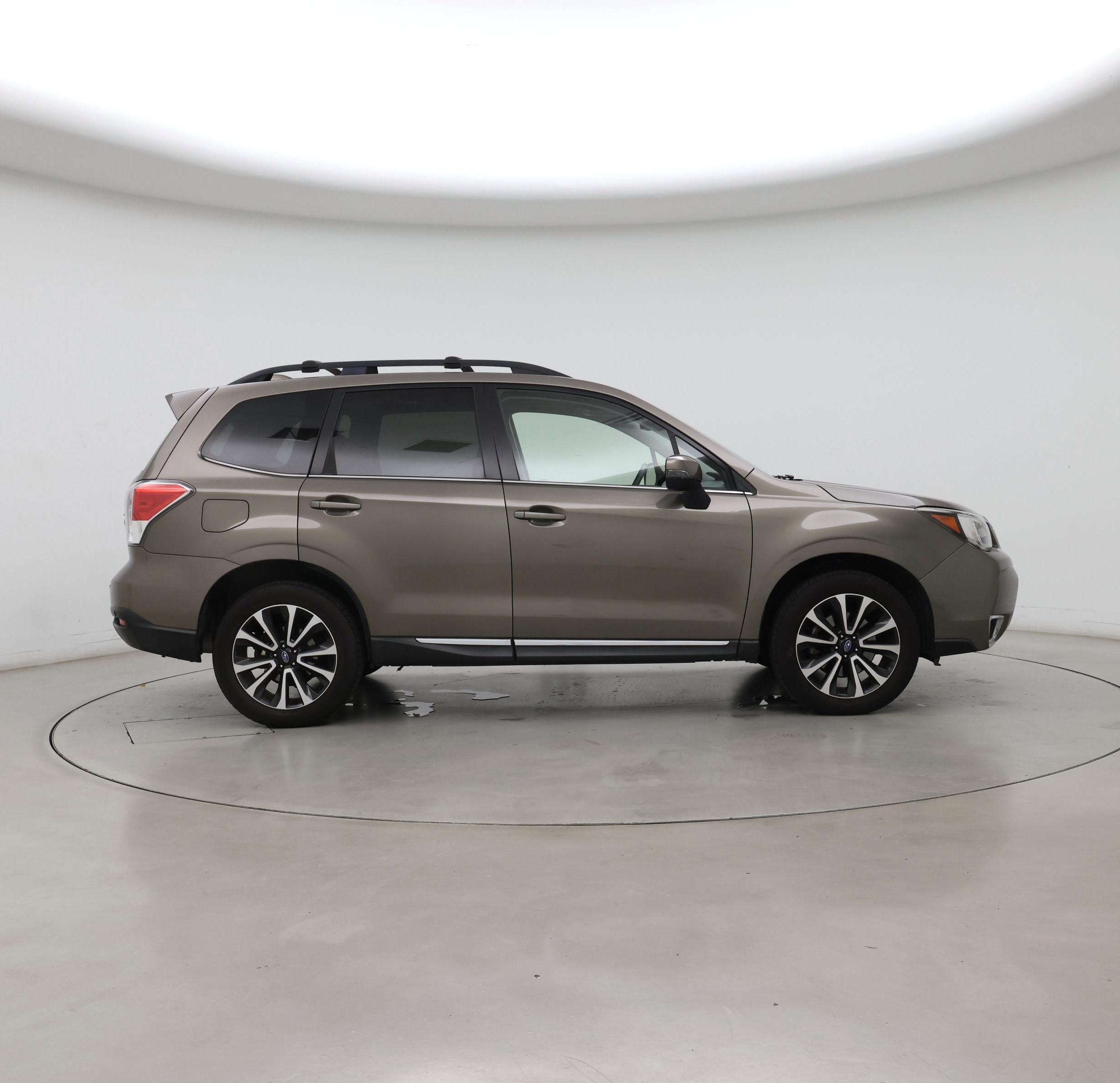 Thumbnail: 2017 Subaru Forester - 7