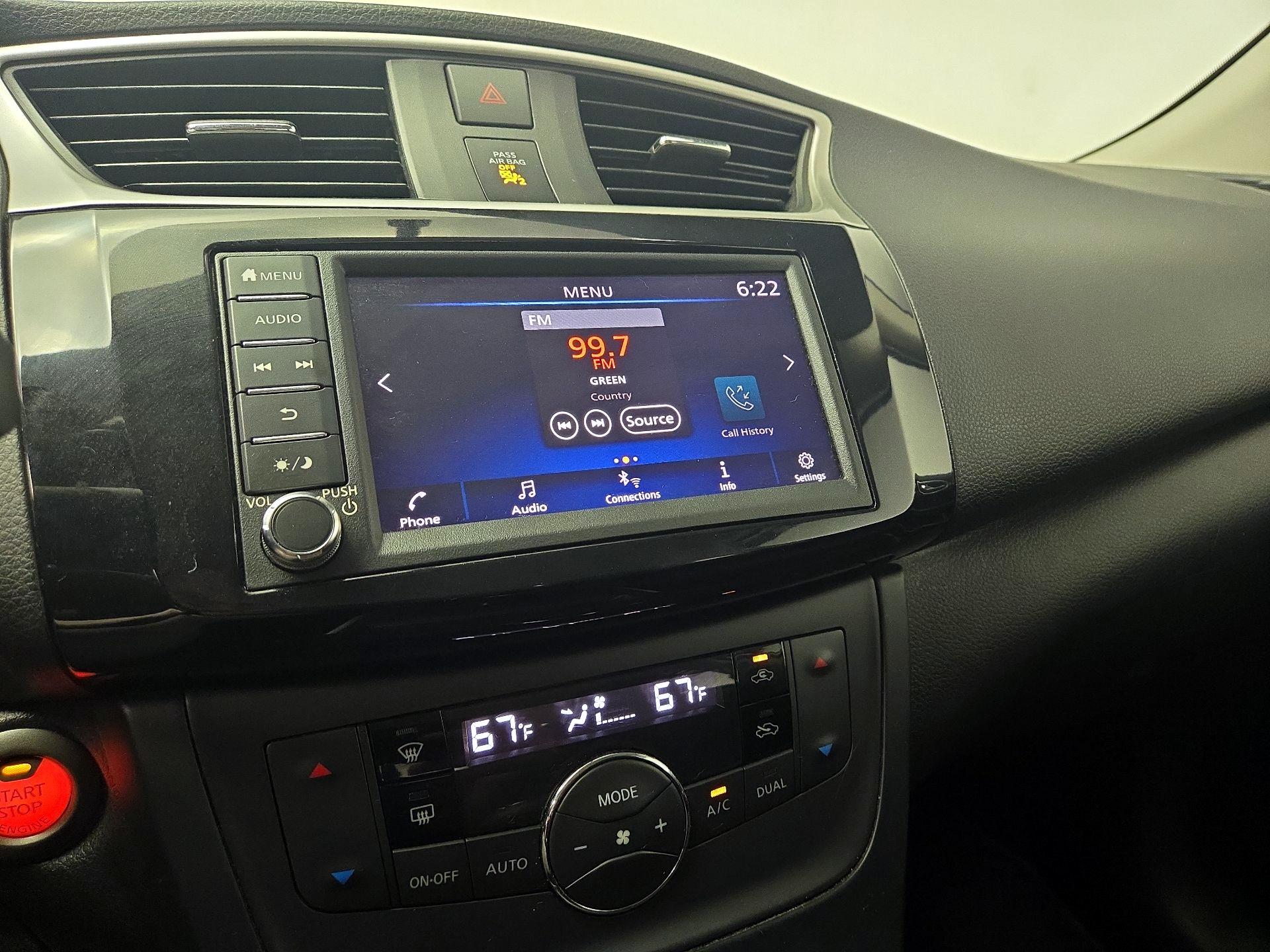 Thumbnail: 2019 Nissan Sentra - 16