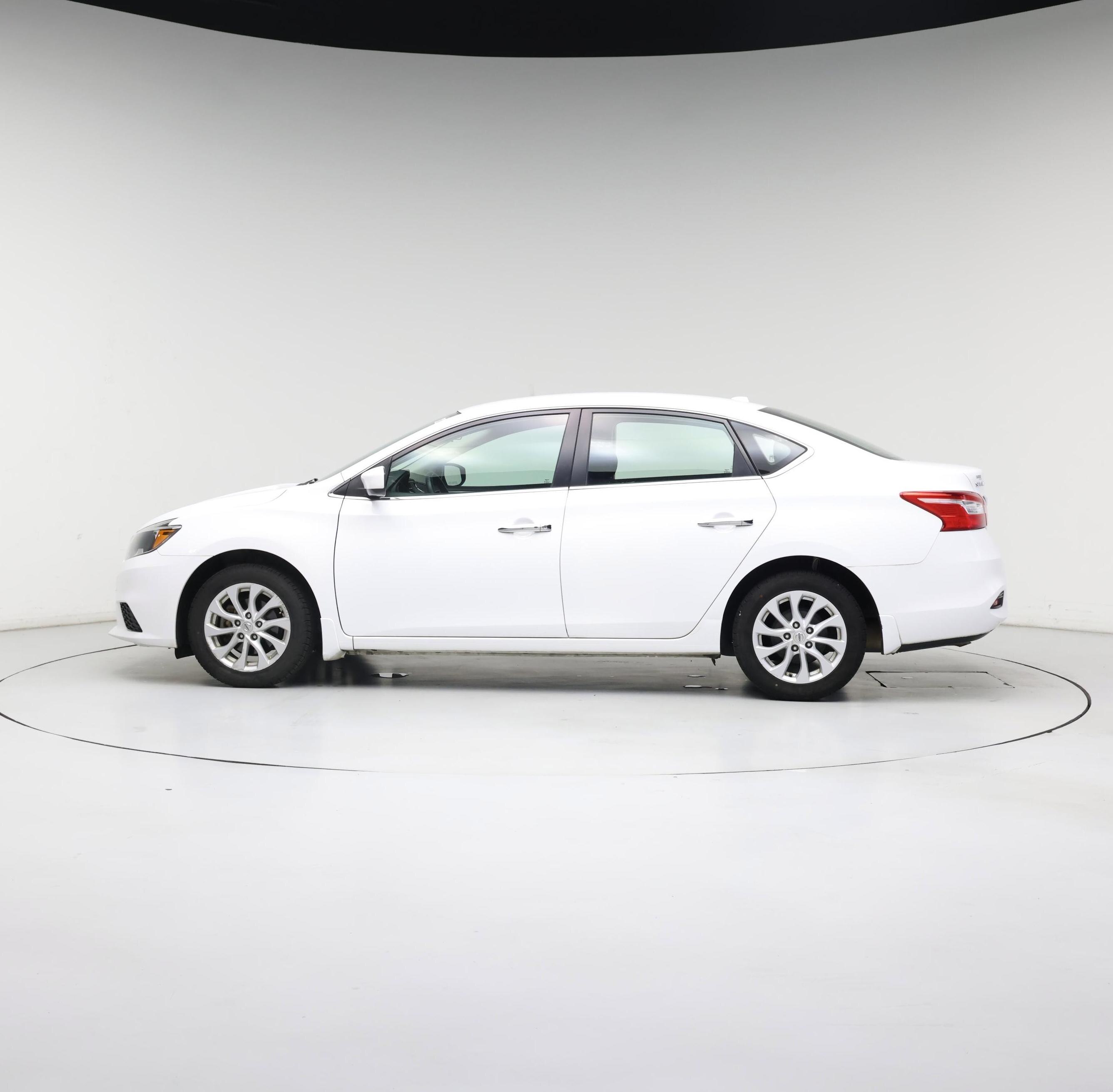 Thumbnail: 2019 Nissan Sentra - 3