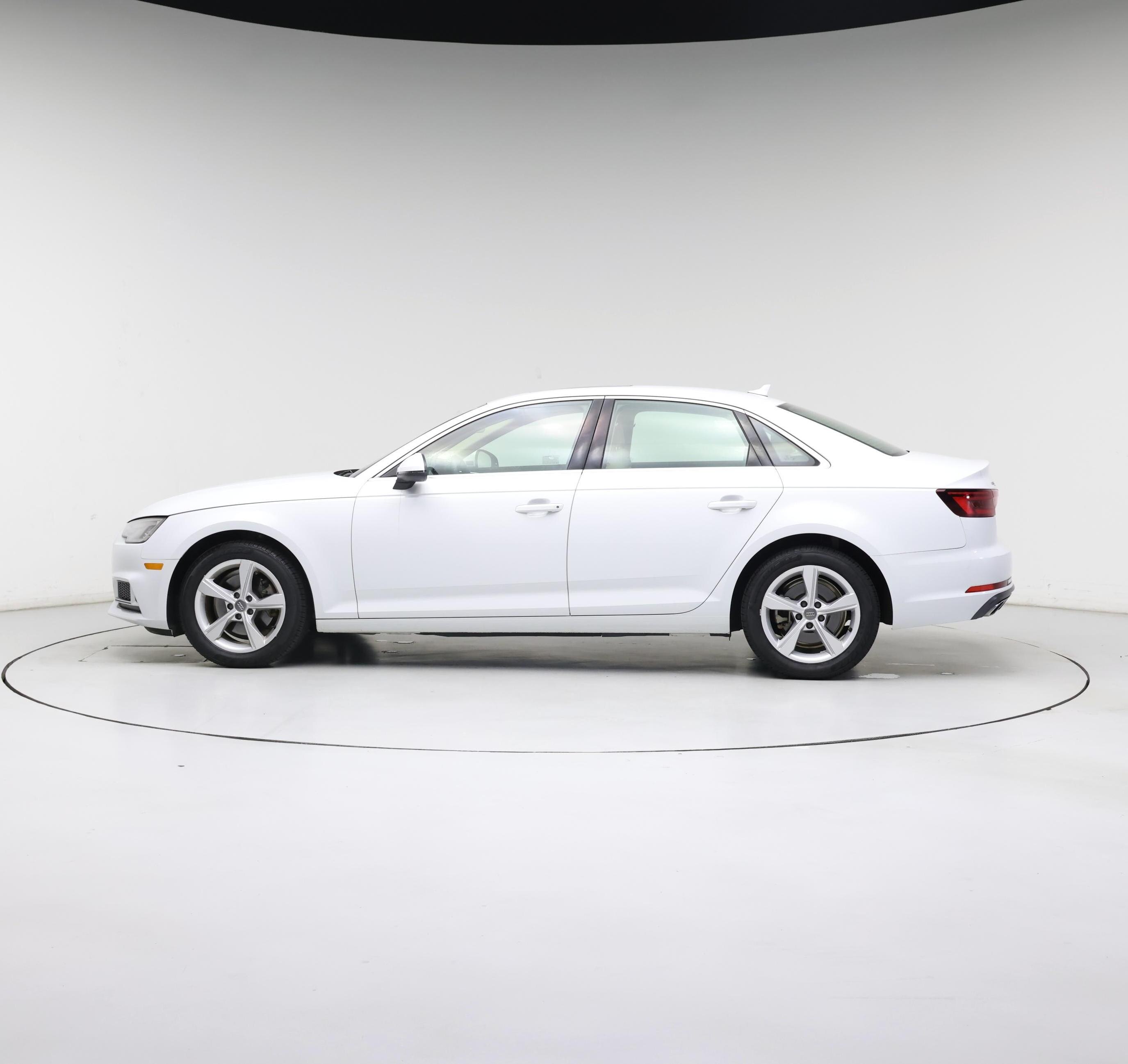 Thumbnail: 2019 Audi A4 - 3