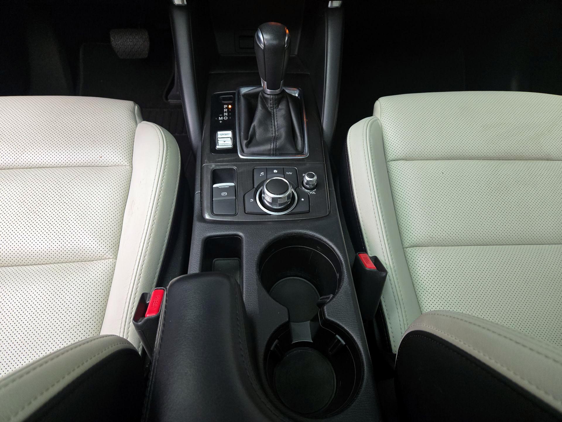 Thumbnail: 2016 Mazda CX-5 - 17