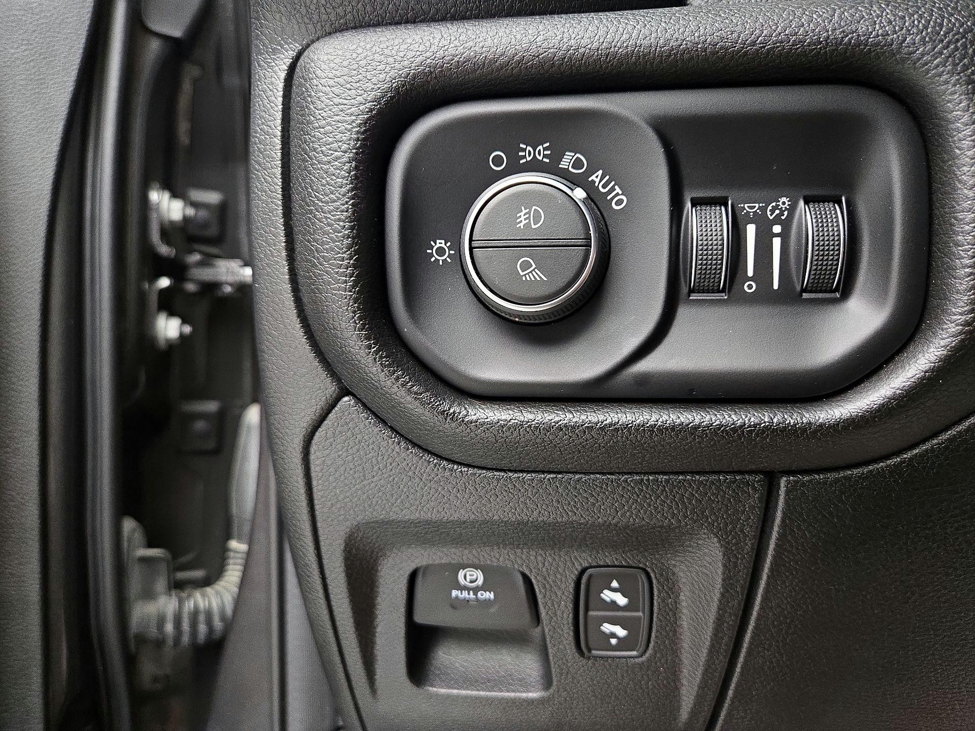 Thumbnail: 2022 RAM 1500 - 13