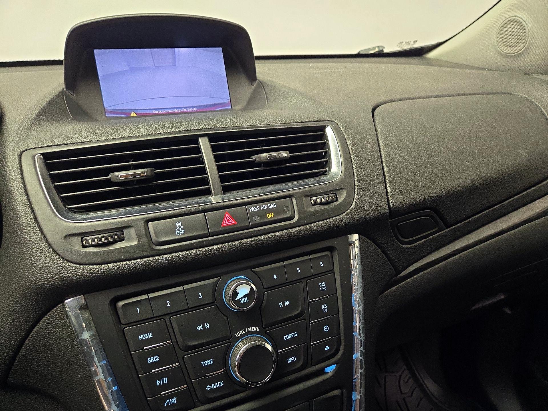 Thumbnail: 2014 Buick Encore - 14