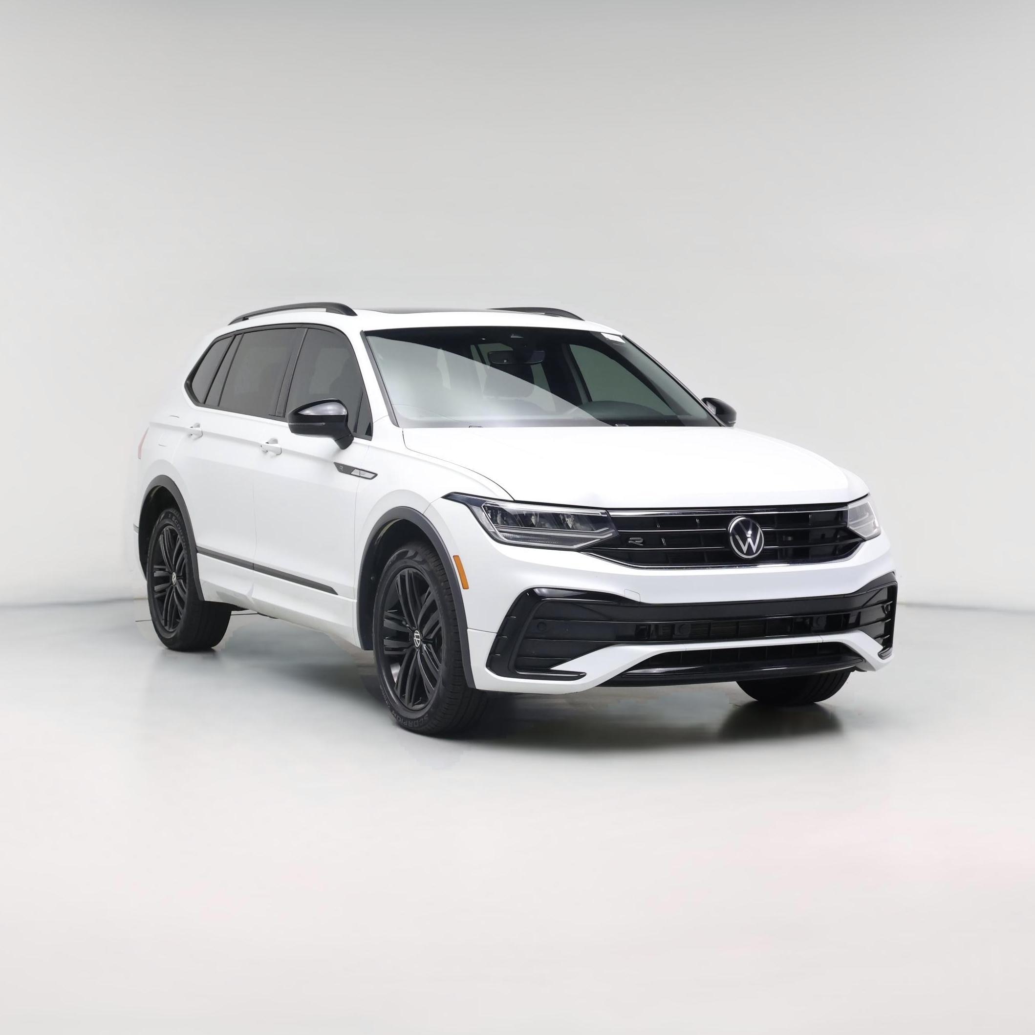 Thumbnail: 2022 Volkswagen Tiguan - 1