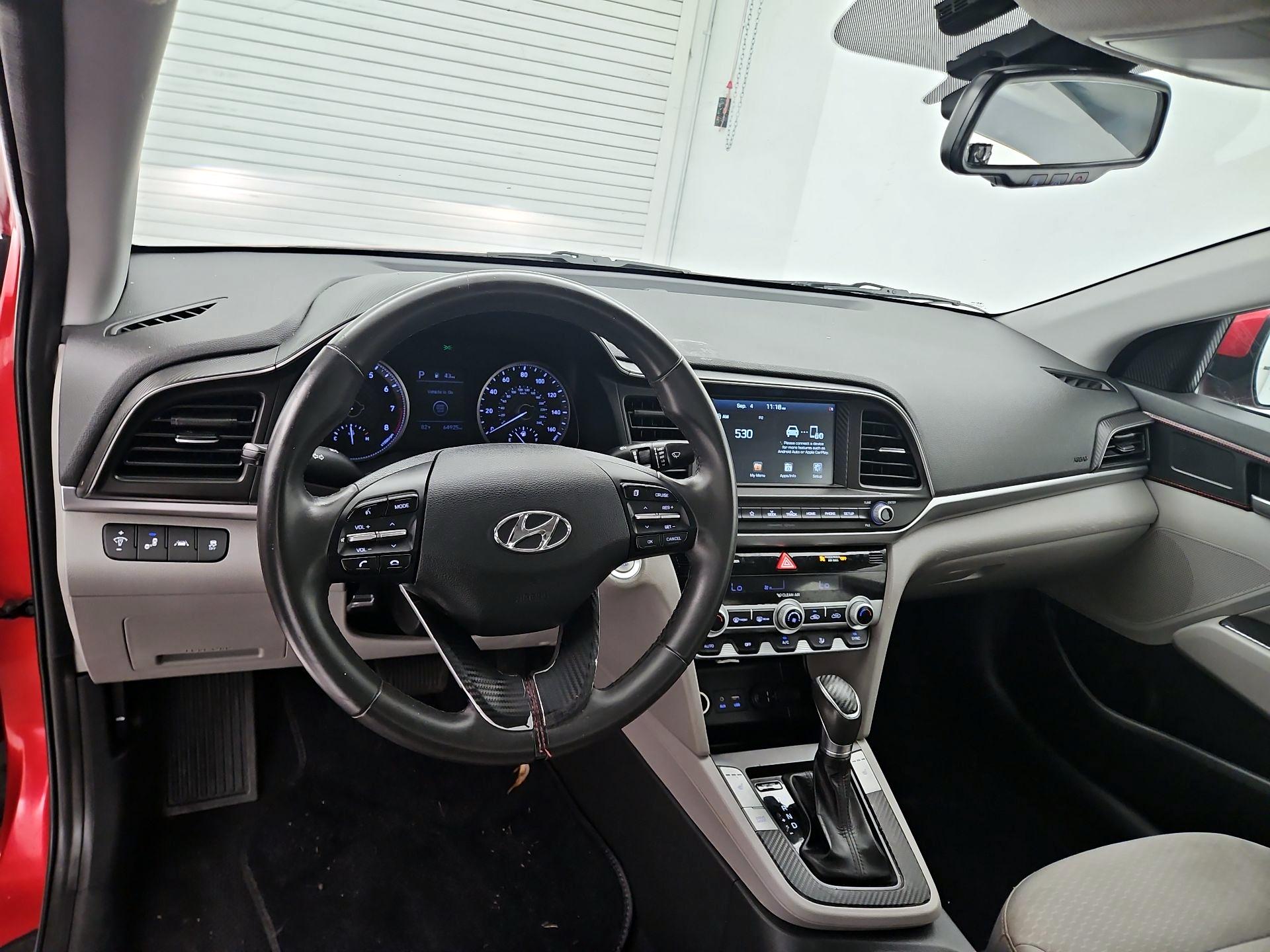 Thumbnail: 2020 Hyundai Elantra - 9