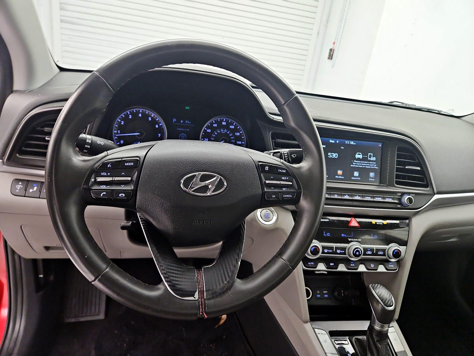 Thumbnail: 2020 Hyundai Elantra - 10