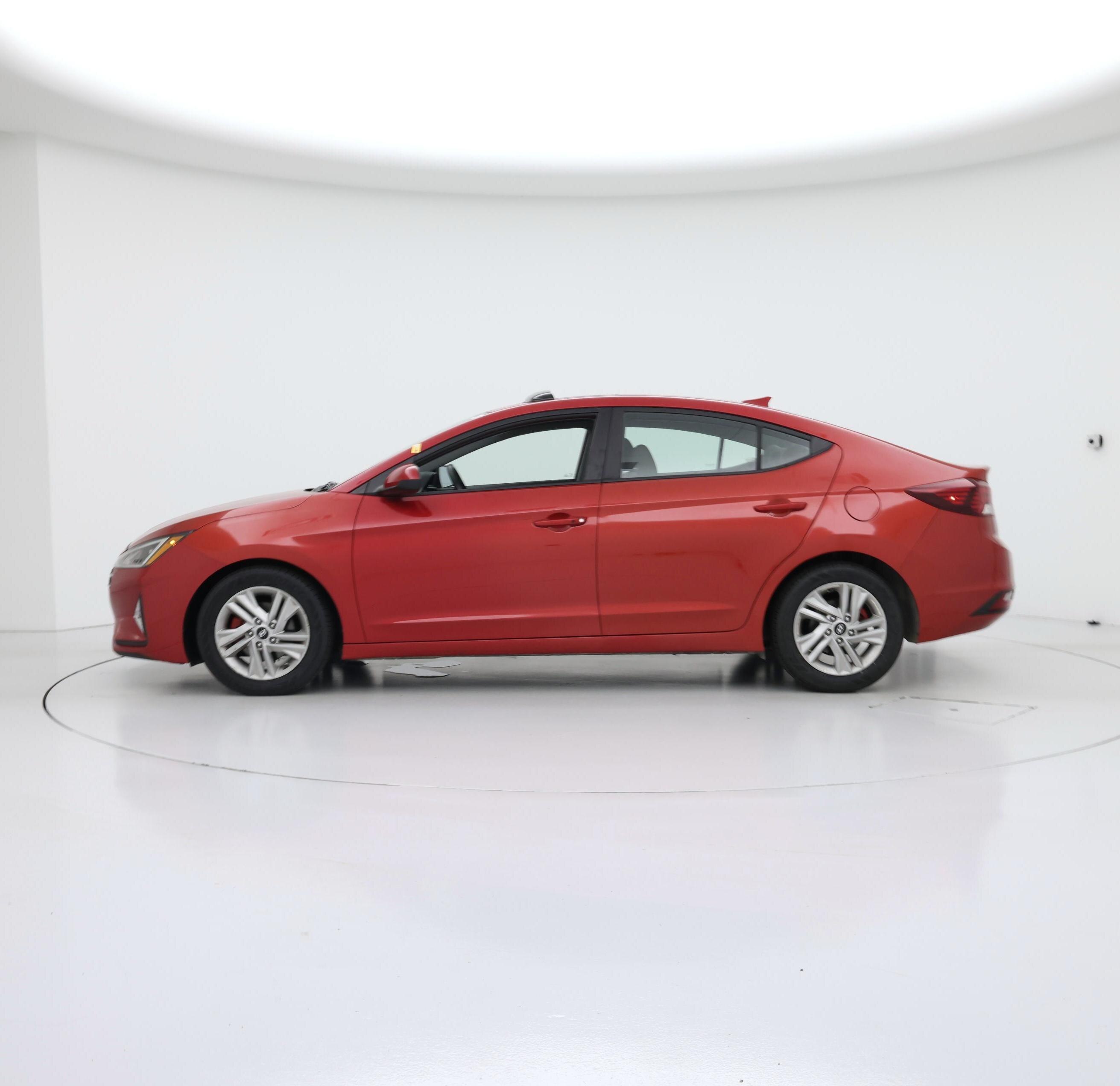 Thumbnail: 2020 Hyundai Elantra - 3