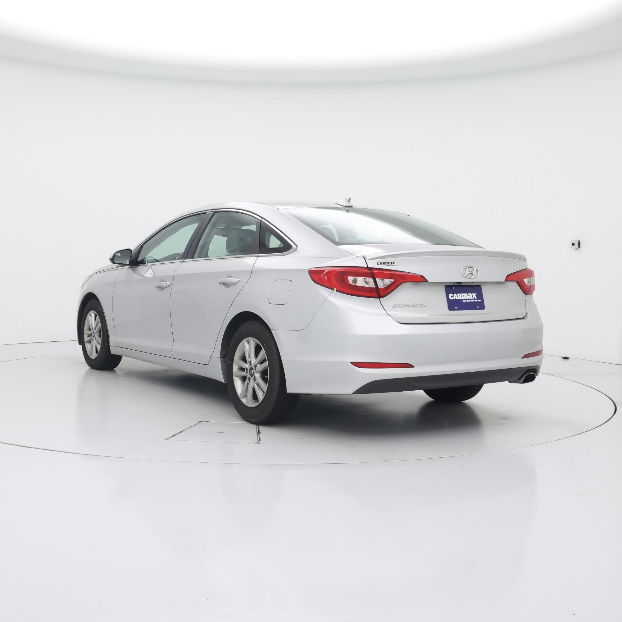 Thumbnail: 2016 Hyundai Sonata - 2