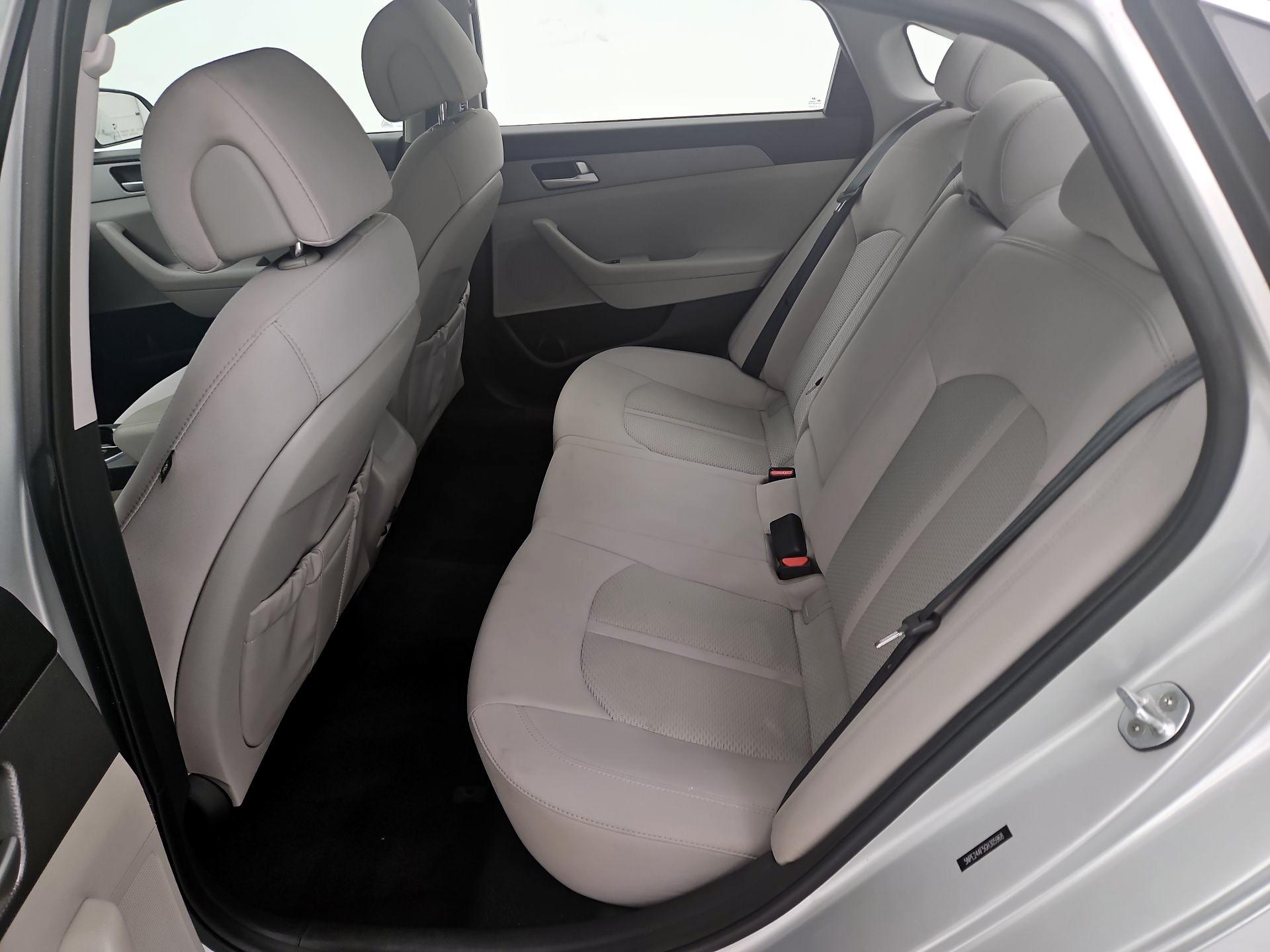 Thumbnail: 2016 Hyundai Sonata - 20