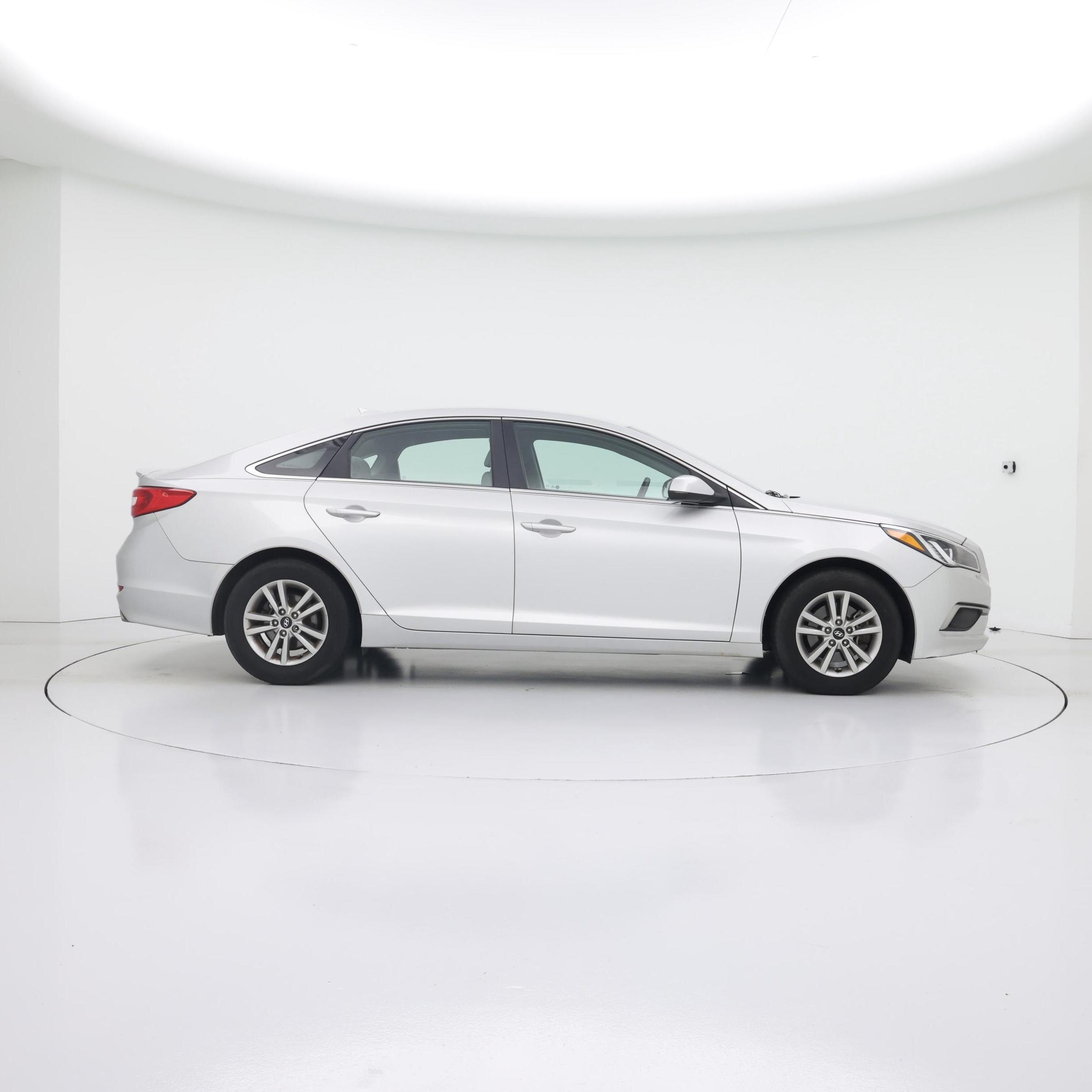 Thumbnail: 2016 Hyundai Sonata - 7