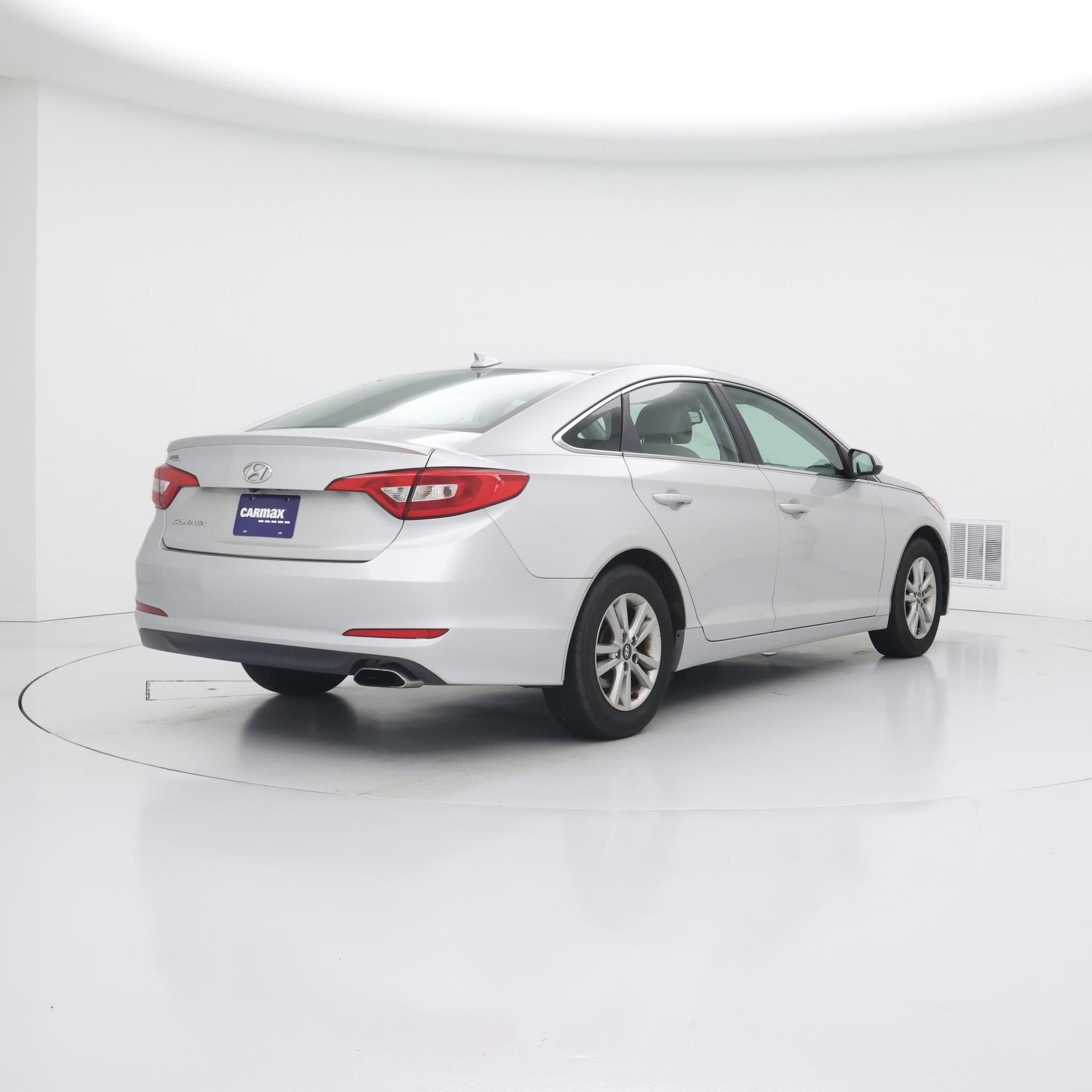 Thumbnail: 2016 Hyundai Sonata - 8