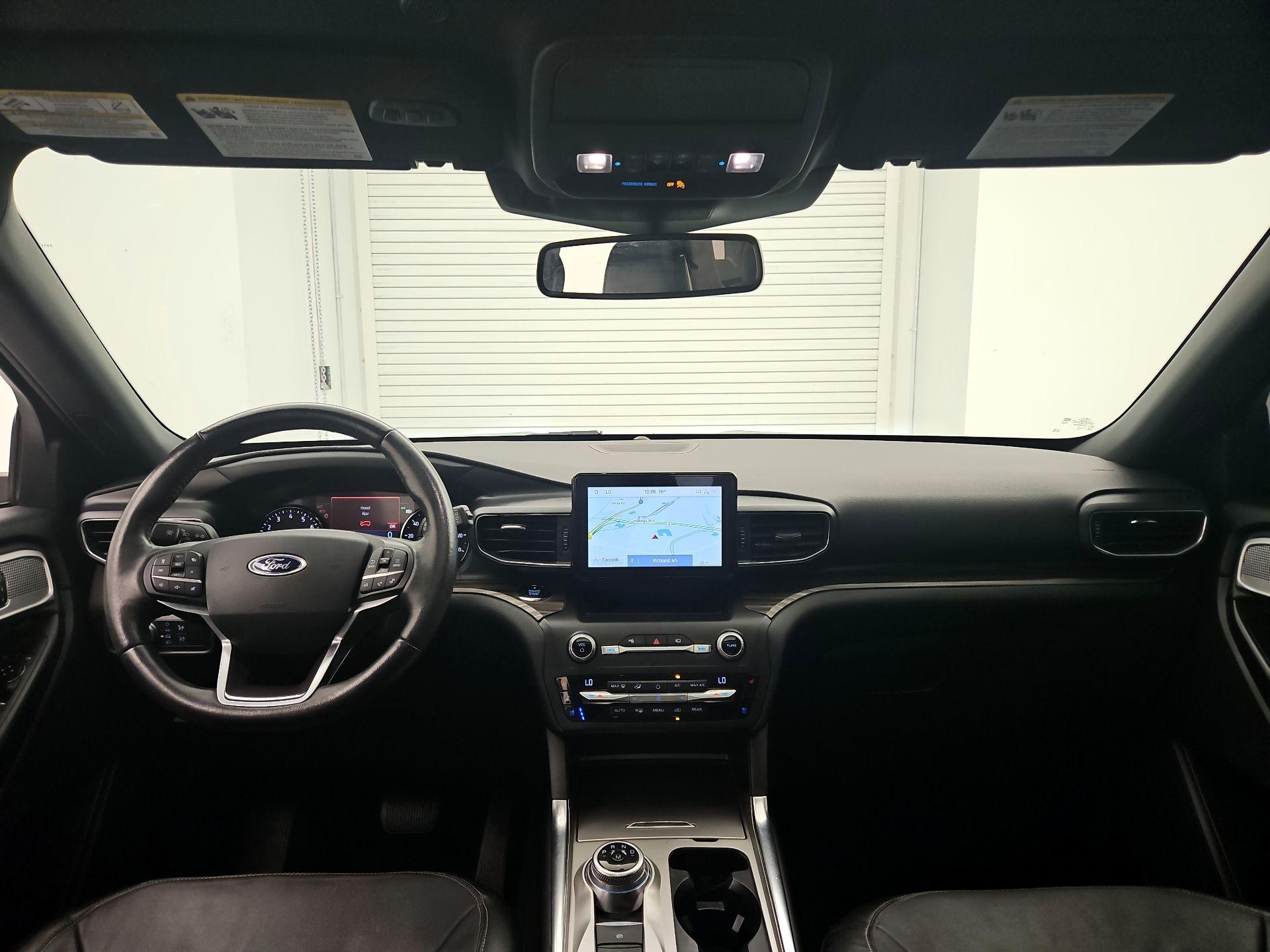 Thumbnail: 2020 Ford Explorer - 9