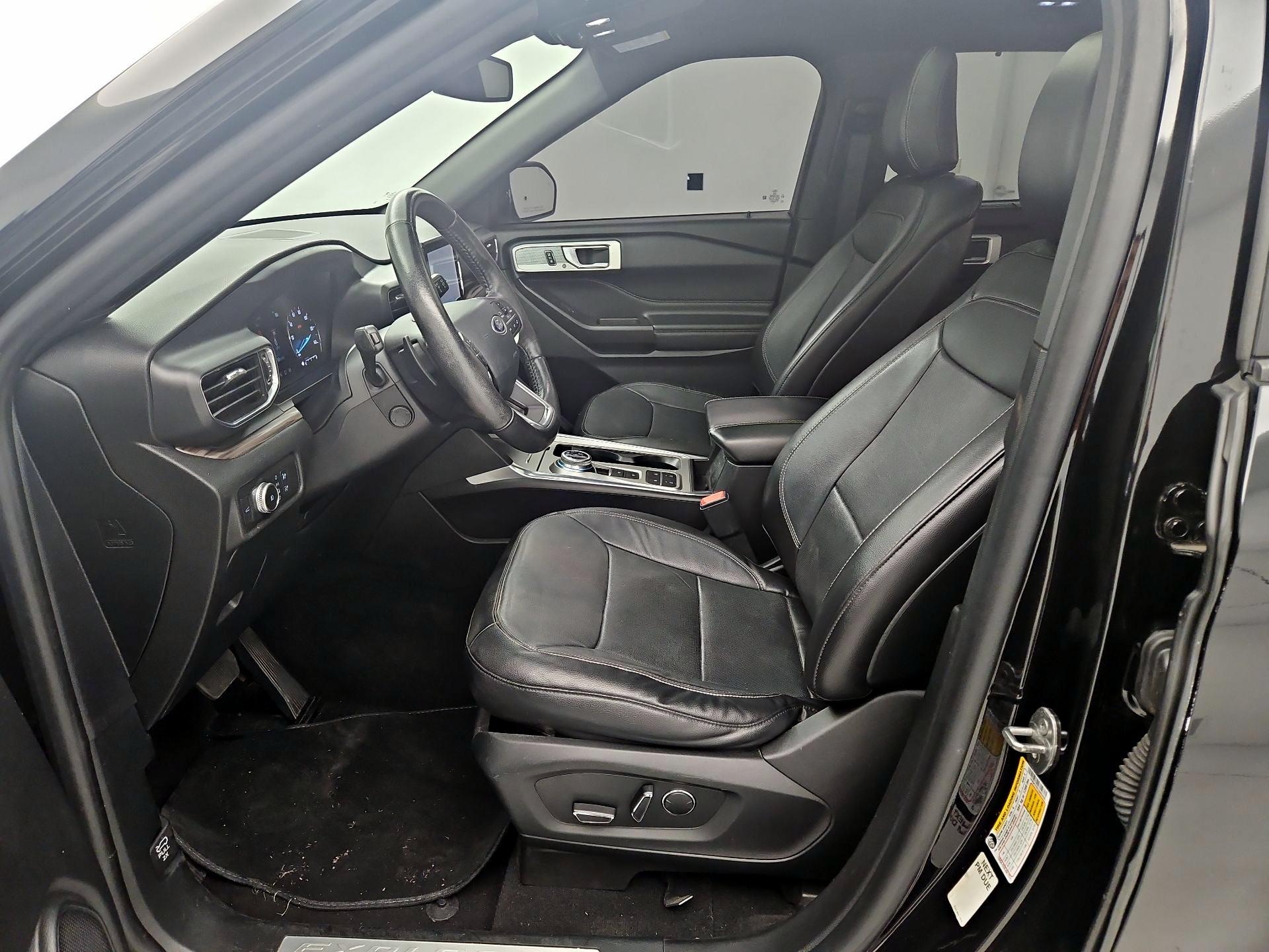 Thumbnail: 2020 Ford Explorer - 11