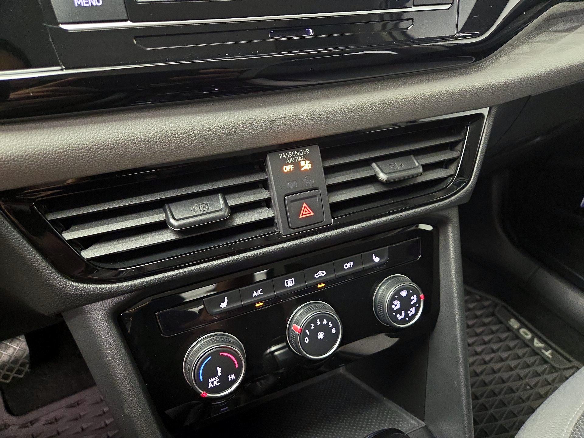 Thumbnail: 2024 Volkswagen Taos - 16