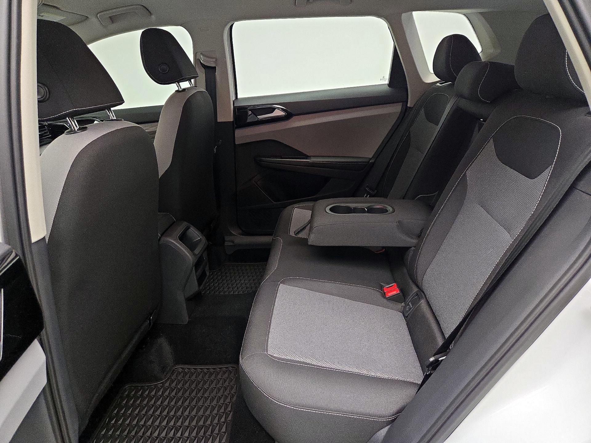 Thumbnail: 2024 Volkswagen Taos - 19