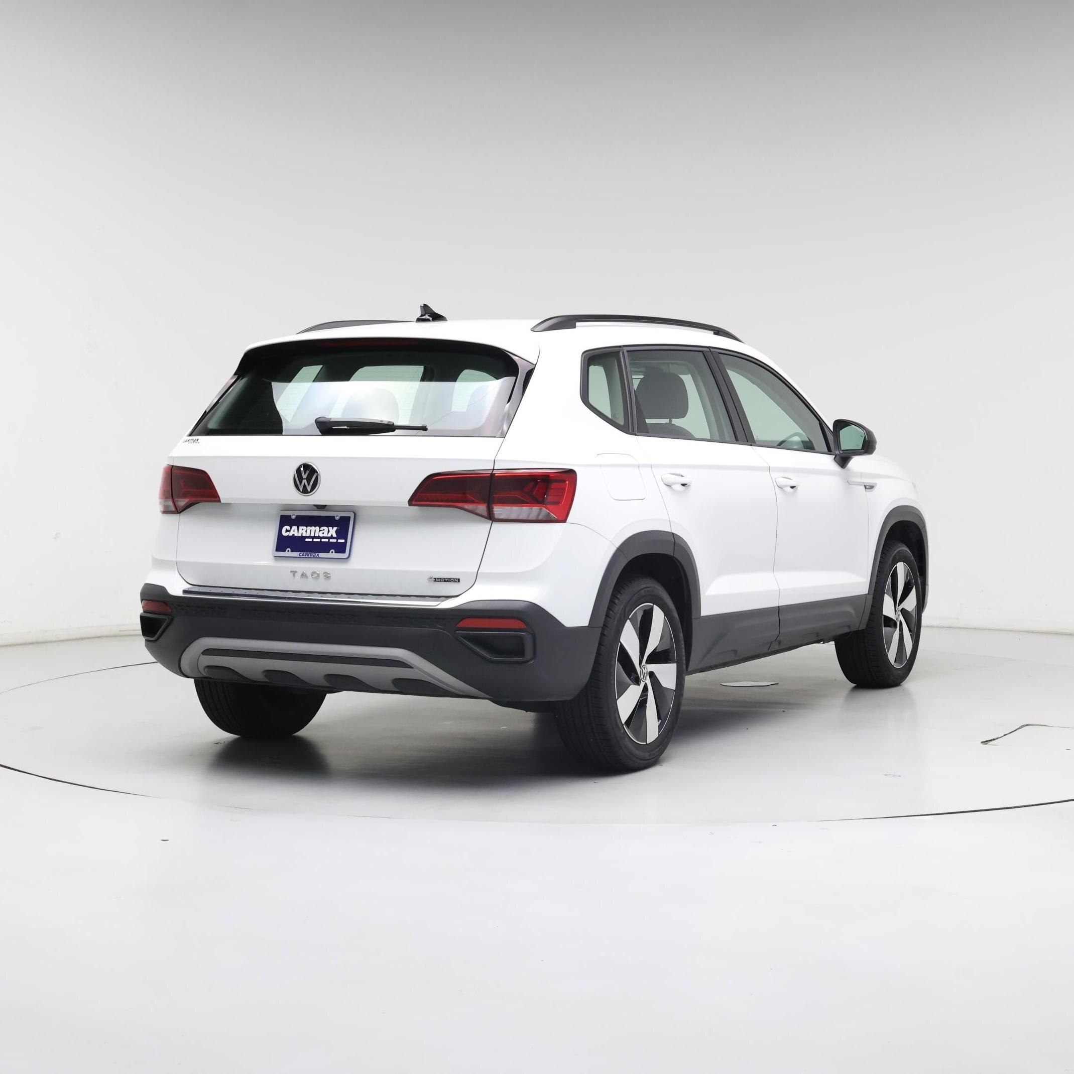 Thumbnail: 2024 Volkswagen Taos - 8