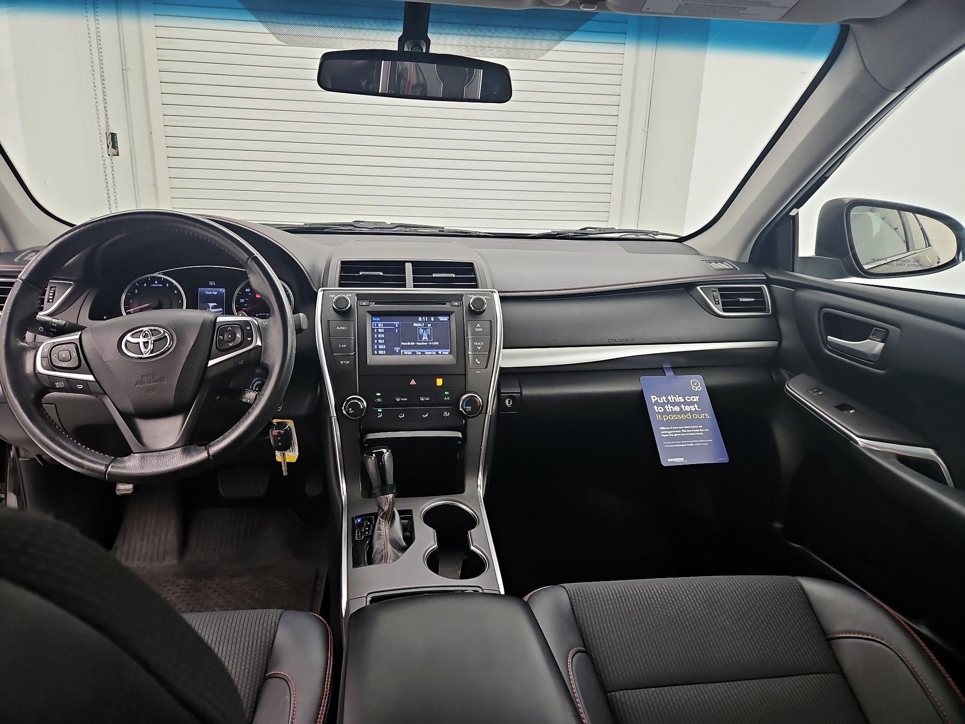 Thumbnail: 2016 Toyota Camry - 9