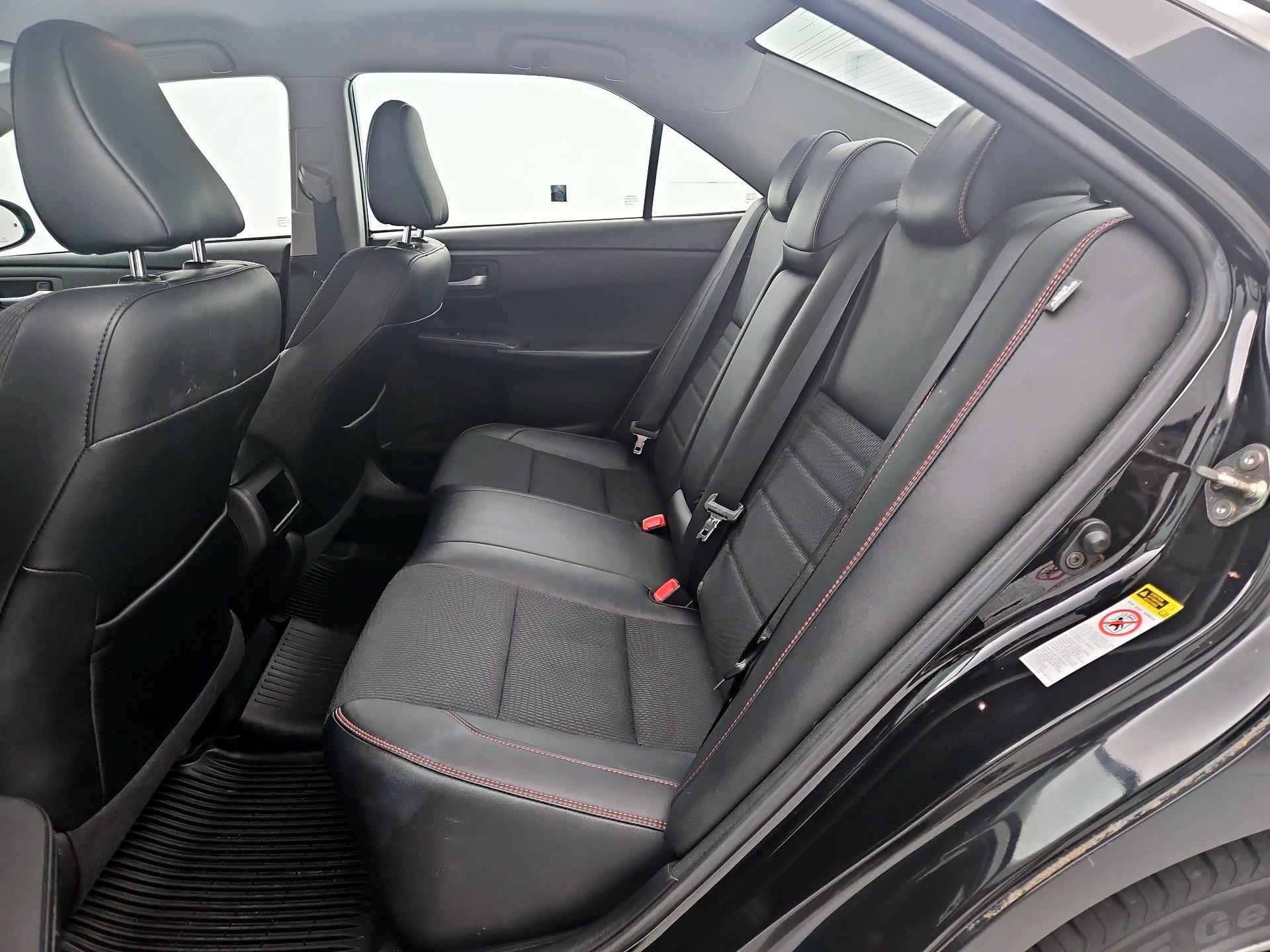 Thumbnail: 2016 Toyota Camry - 19