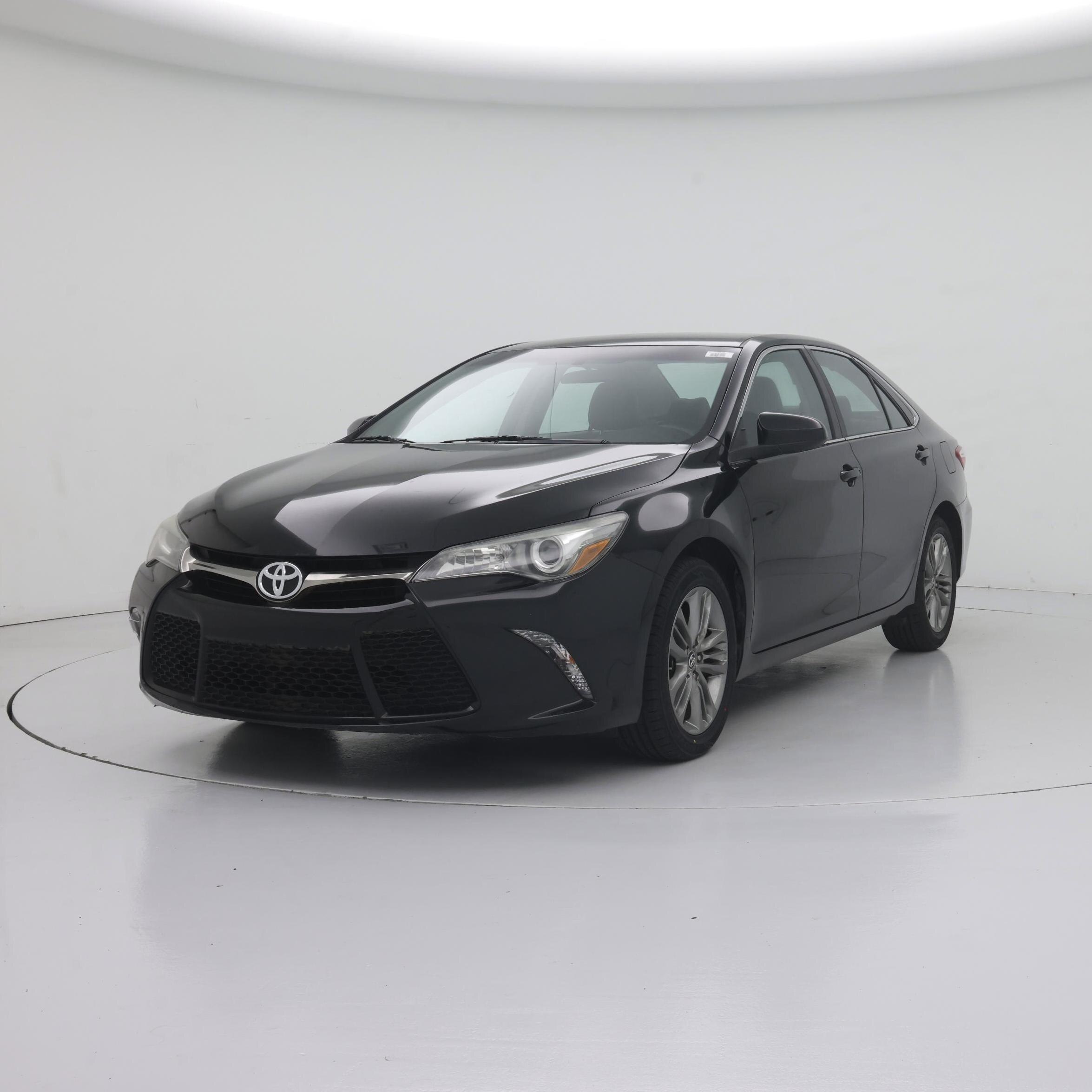 Thumbnail: 2016 Toyota Camry - 4