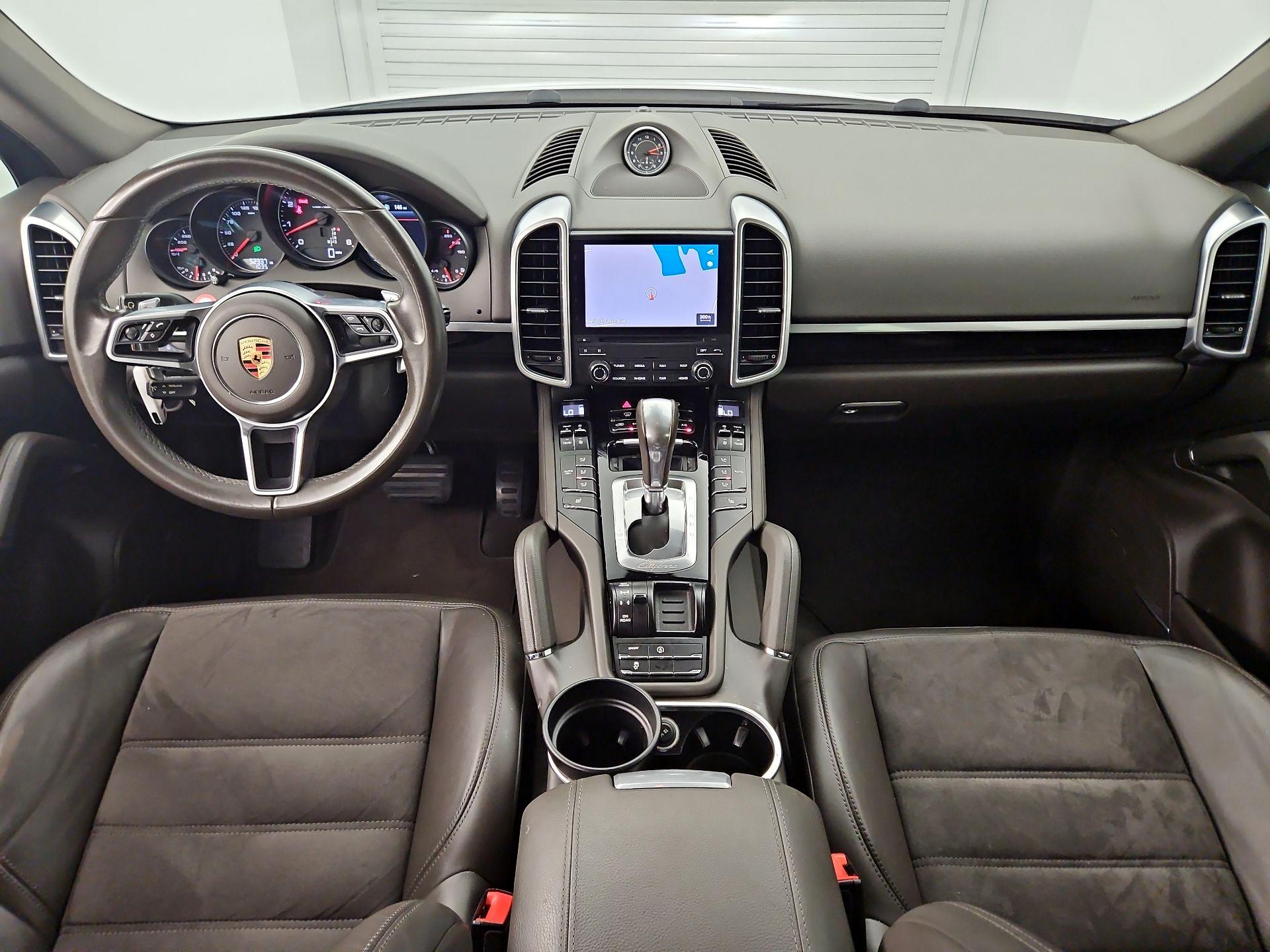 Thumbnail: 2018 Porsche Cayenne - 9
