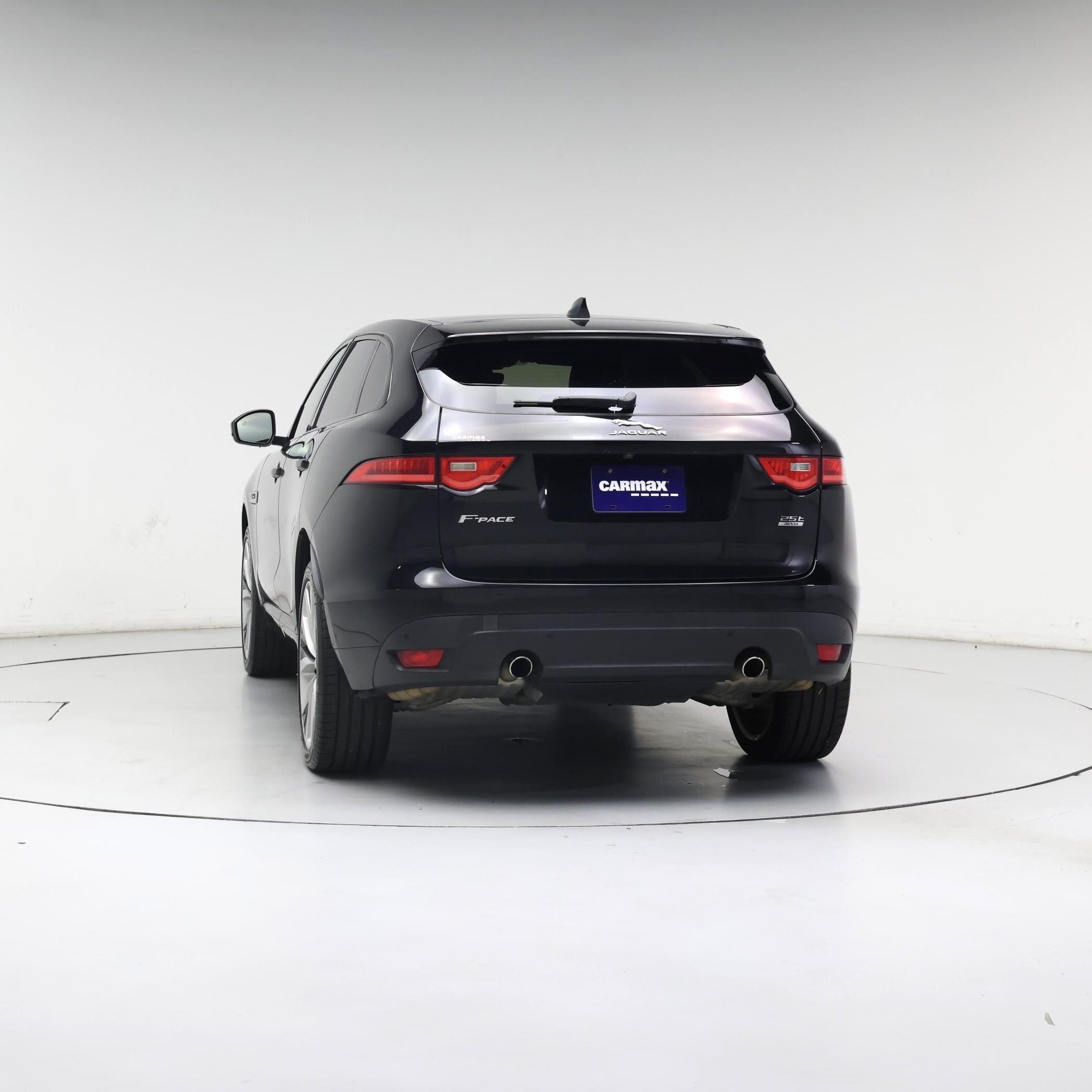 Thumbnail: 2020 Jaguar F-Pace - 6