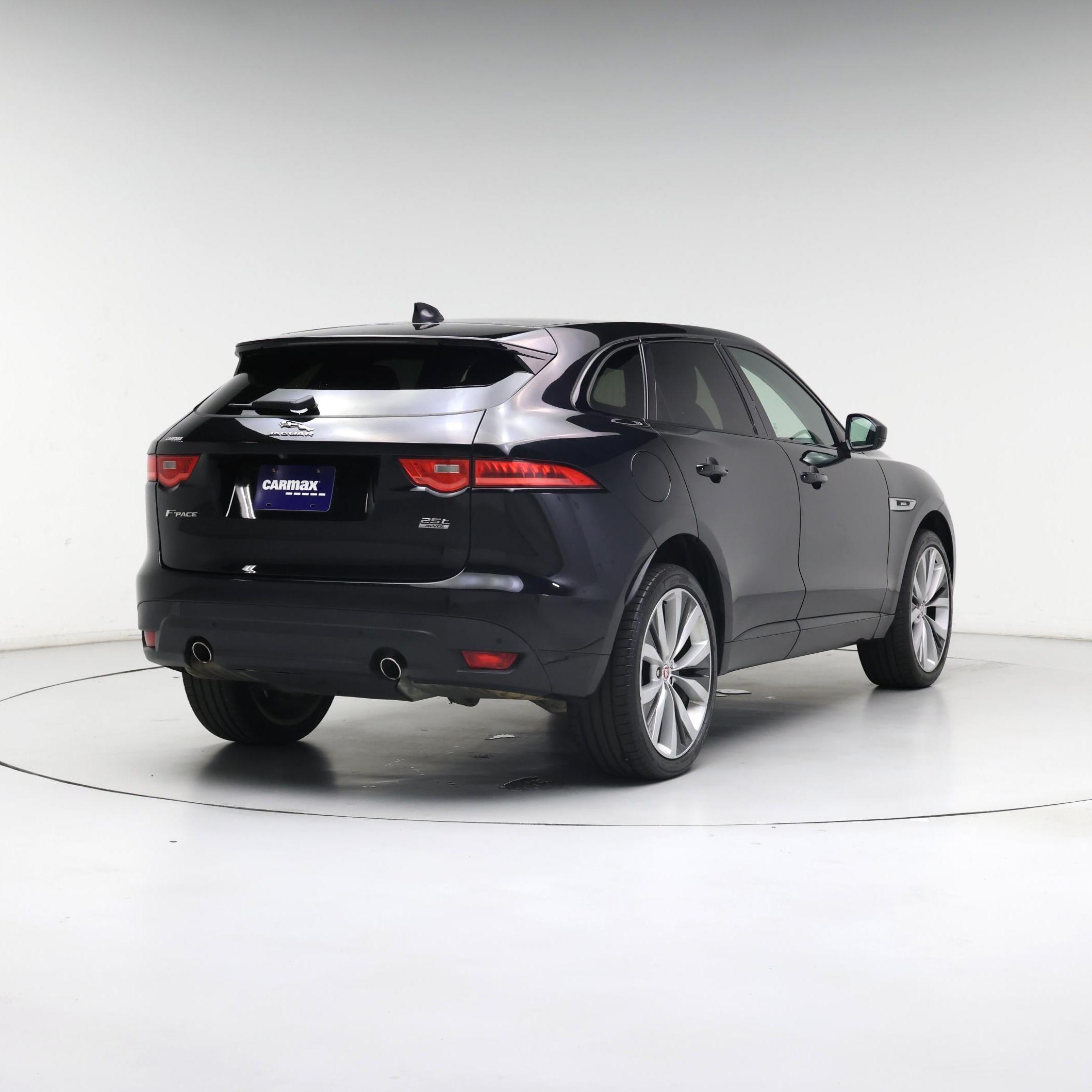 Thumbnail: 2020 Jaguar F-Pace - 8