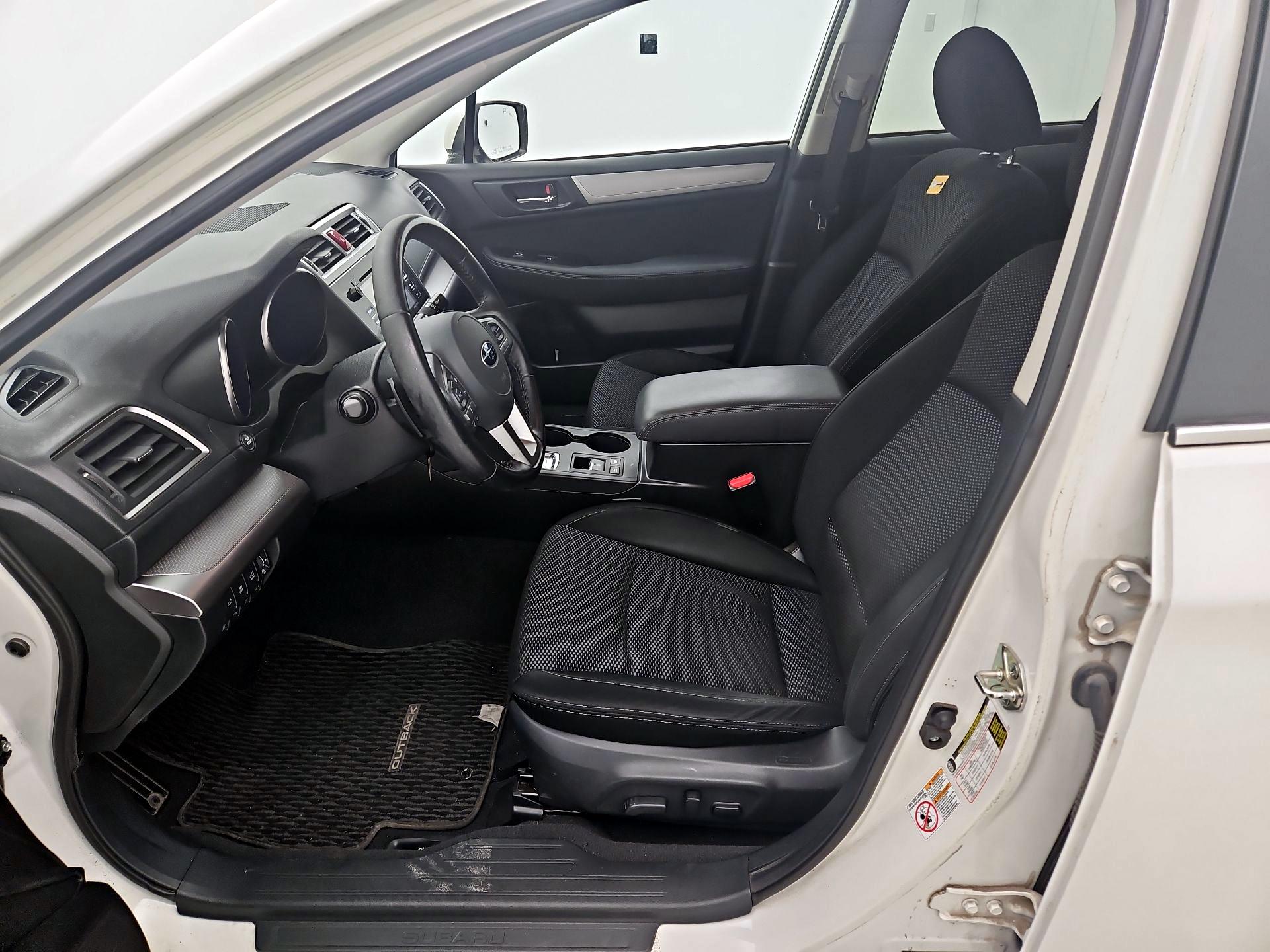 Thumbnail: 2015 Subaru Outback - 11