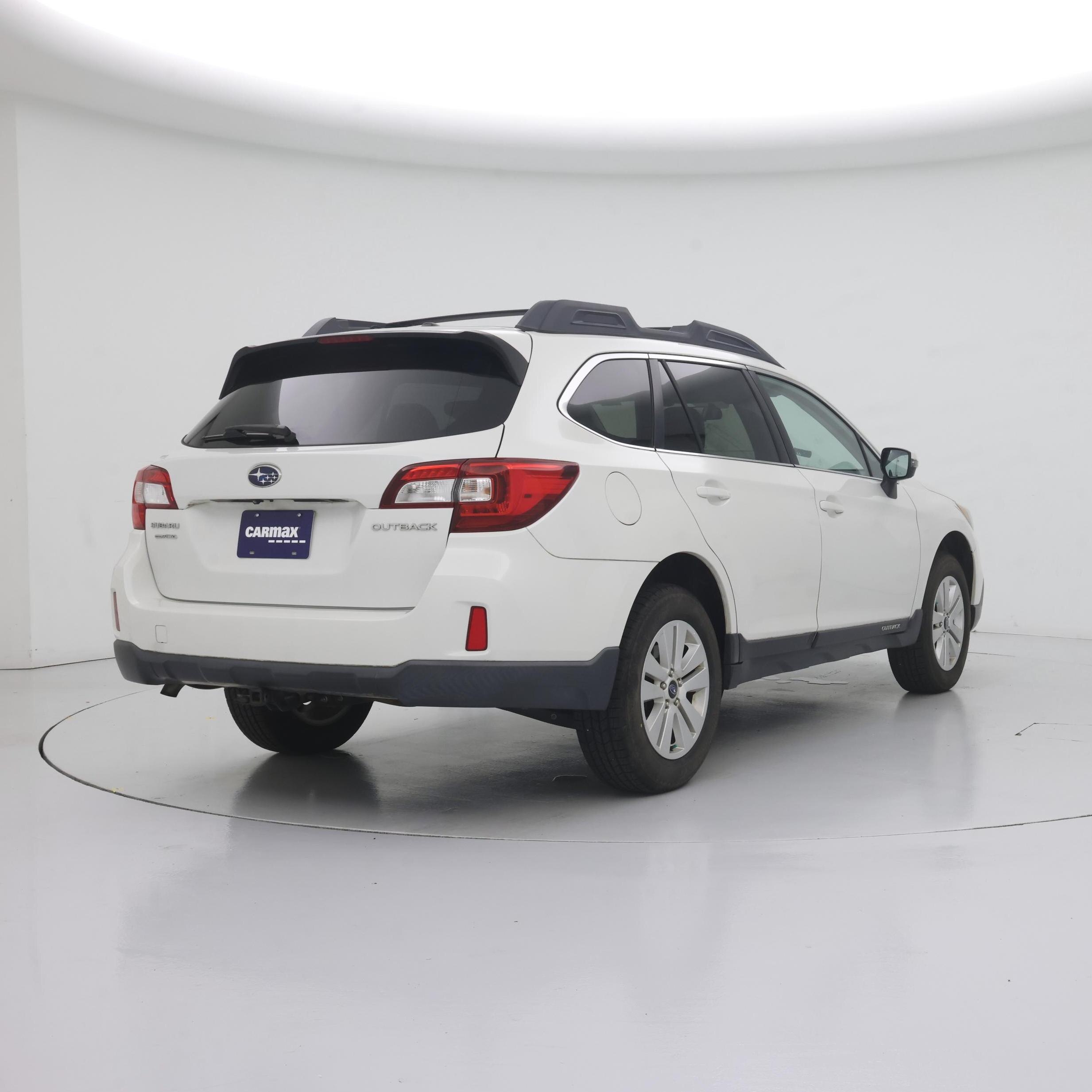 Thumbnail: 2015 Subaru Outback - 8