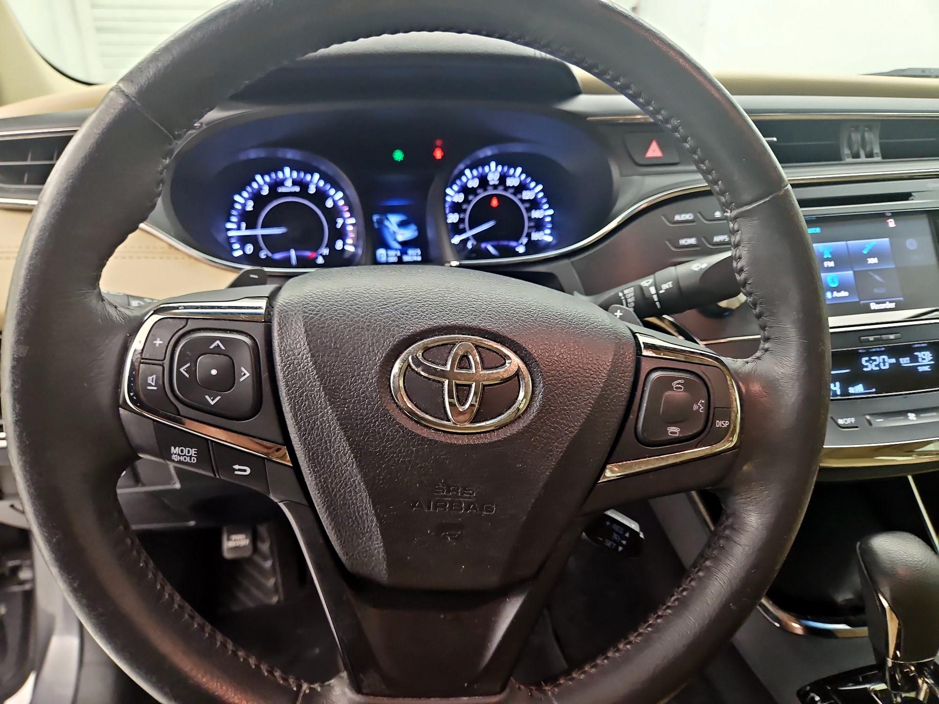 Thumbnail: 2016 Toyota Avalon - 10