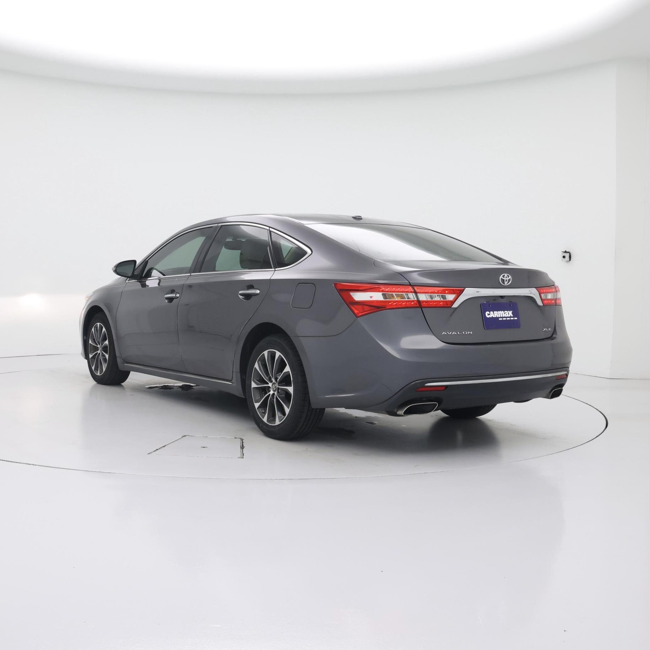Thumbnail: 2016 Toyota Avalon - 2