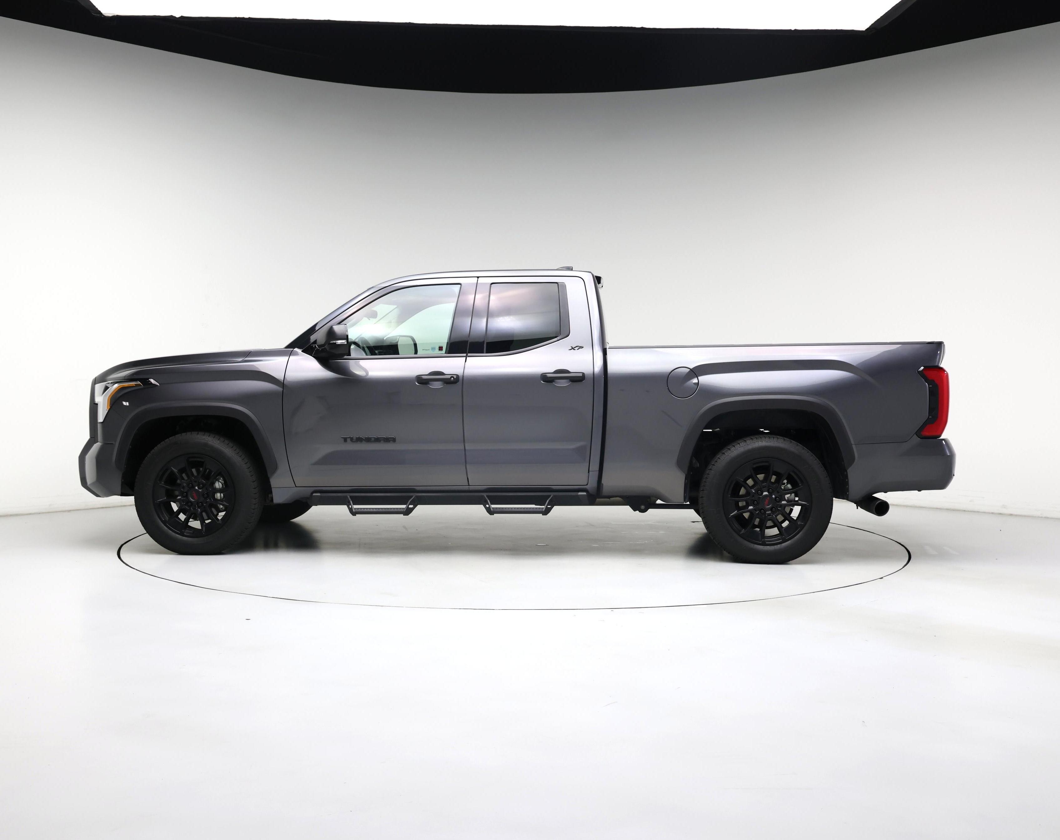 Thumbnail: 2022 Toyota Tundra - 3